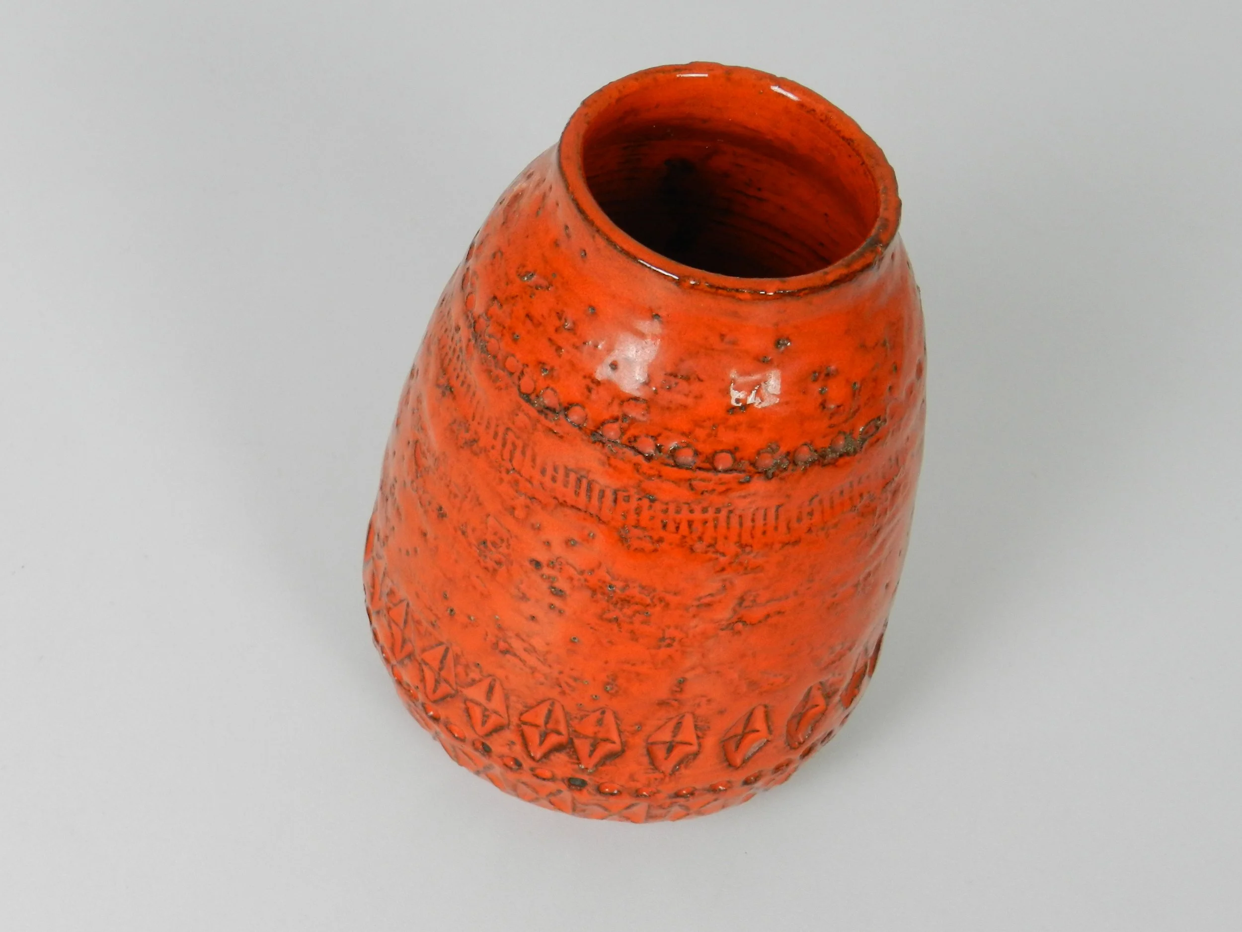 Ceramic vase designed by Aldo Londi for Bitossi.  Italy, 1960s.