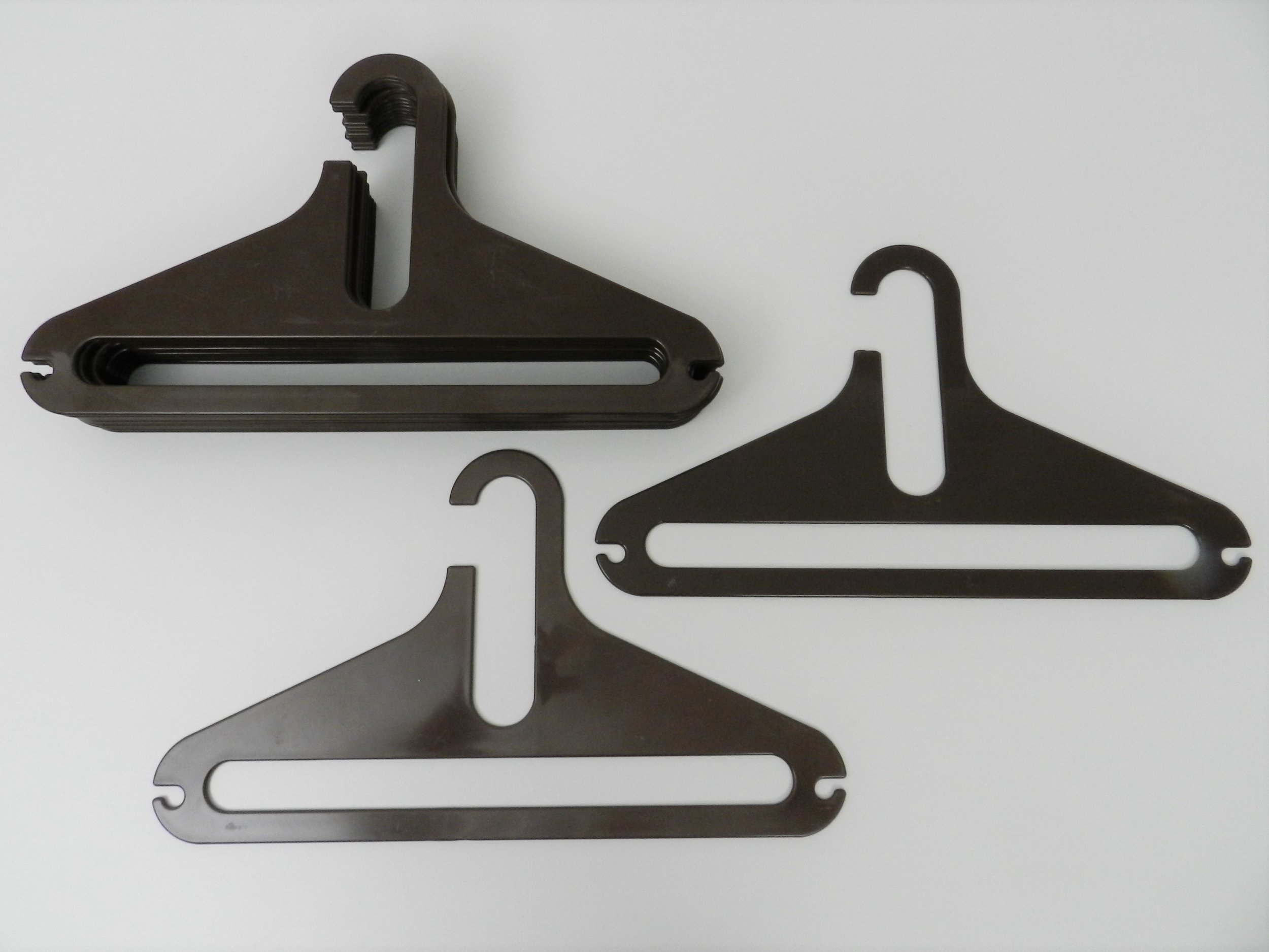 90's «Coat hanger » vintage デザイナーズ Vintage Levco Hangers — zig zag