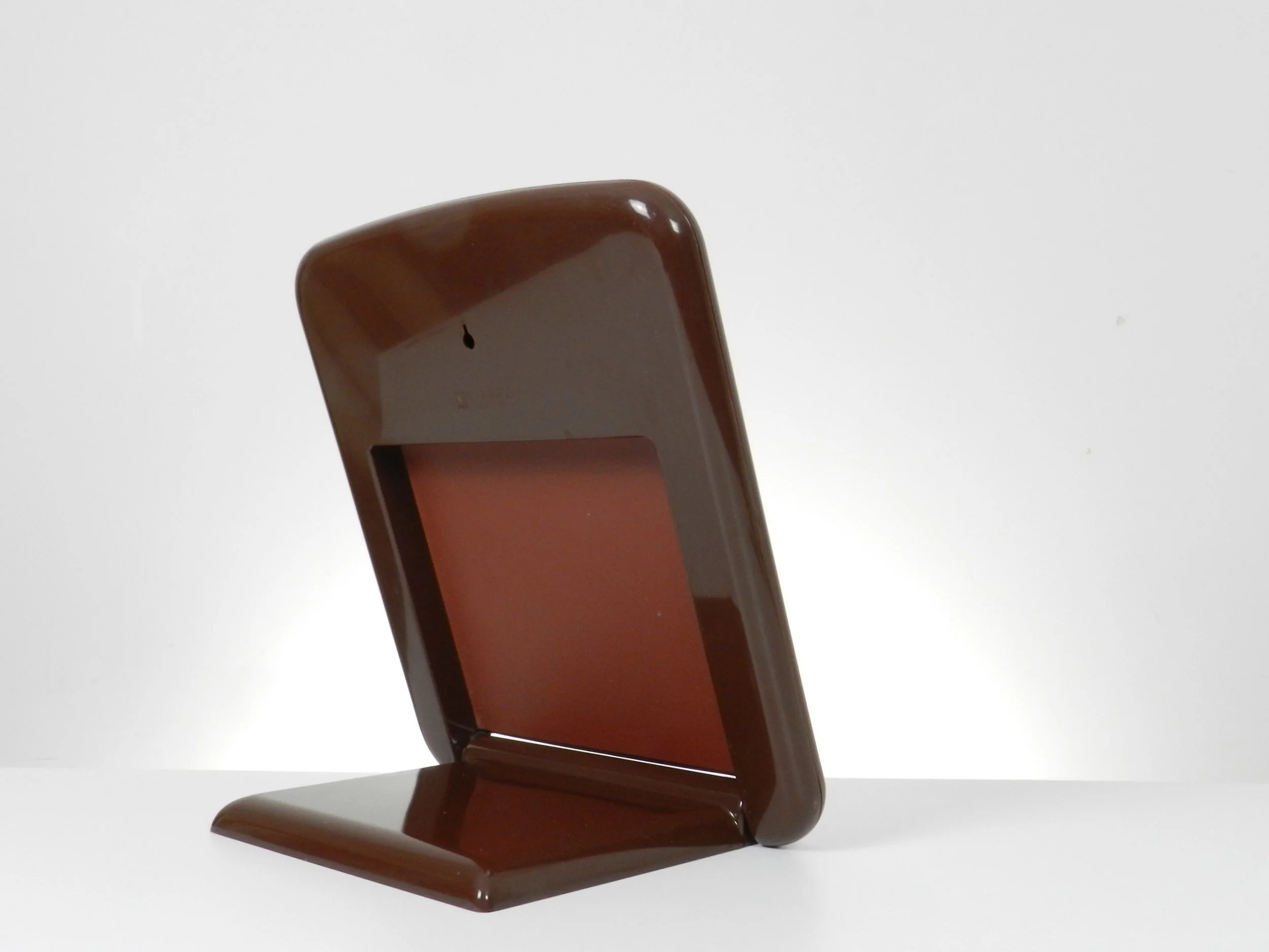 Space age plastic table top mirror by Finnmirror. Can also be hung on