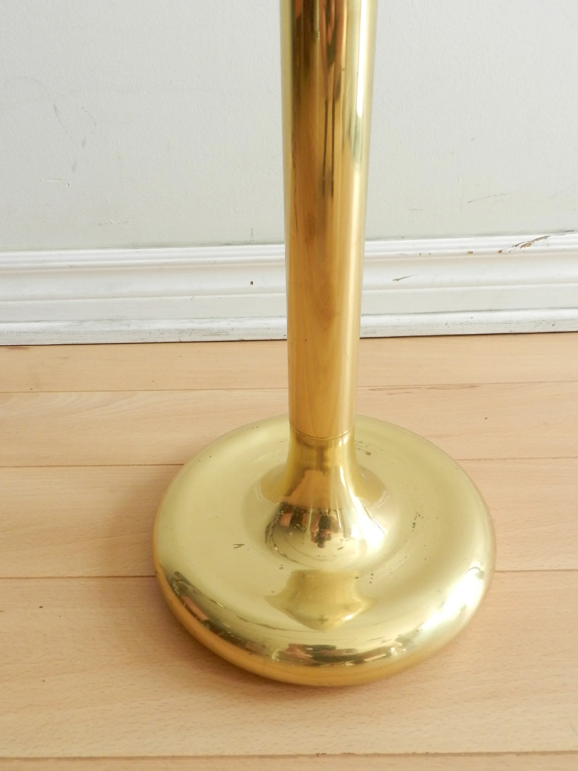 Adjustable very high quality brass “Light Pole” floor lamp designed Ingo Maurer for M Design.  Germany, 1960s.