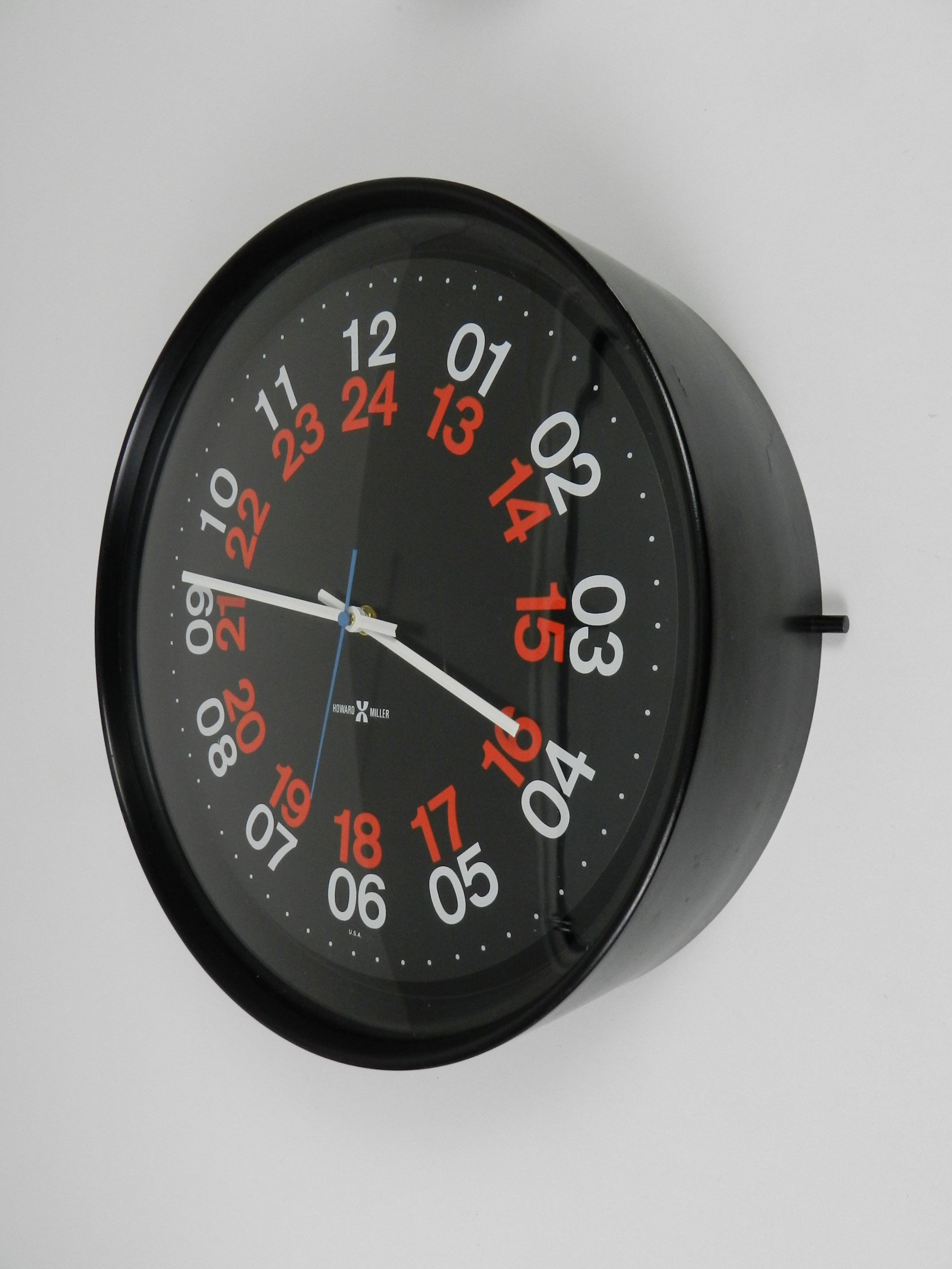 Vintage modernist large wall clock by Howard Miller Clock Co.  USA, 1970s.