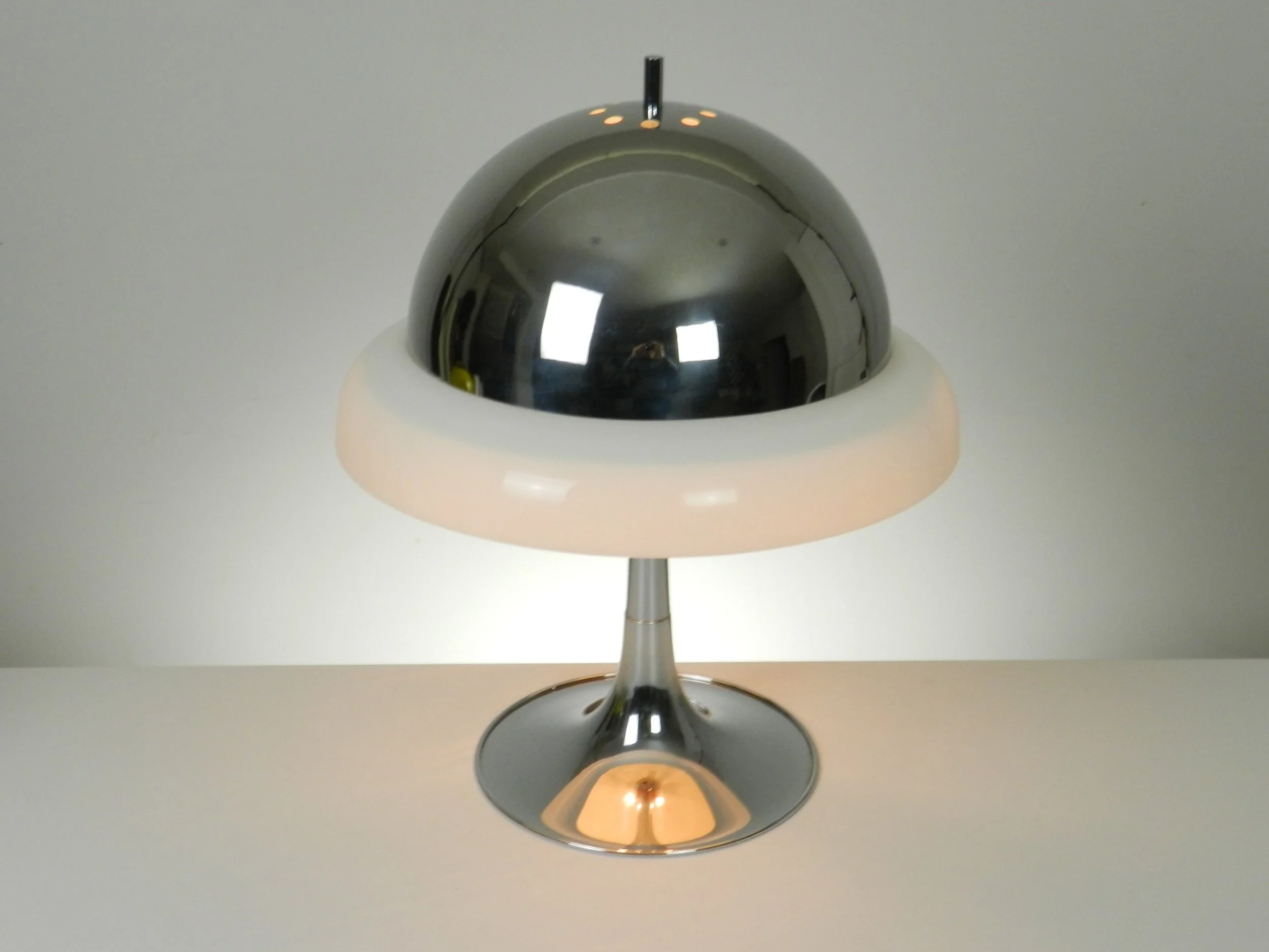 Space age chrome mushroom lamp designed by Goffredo Reggiani.  Italy, 1970s.