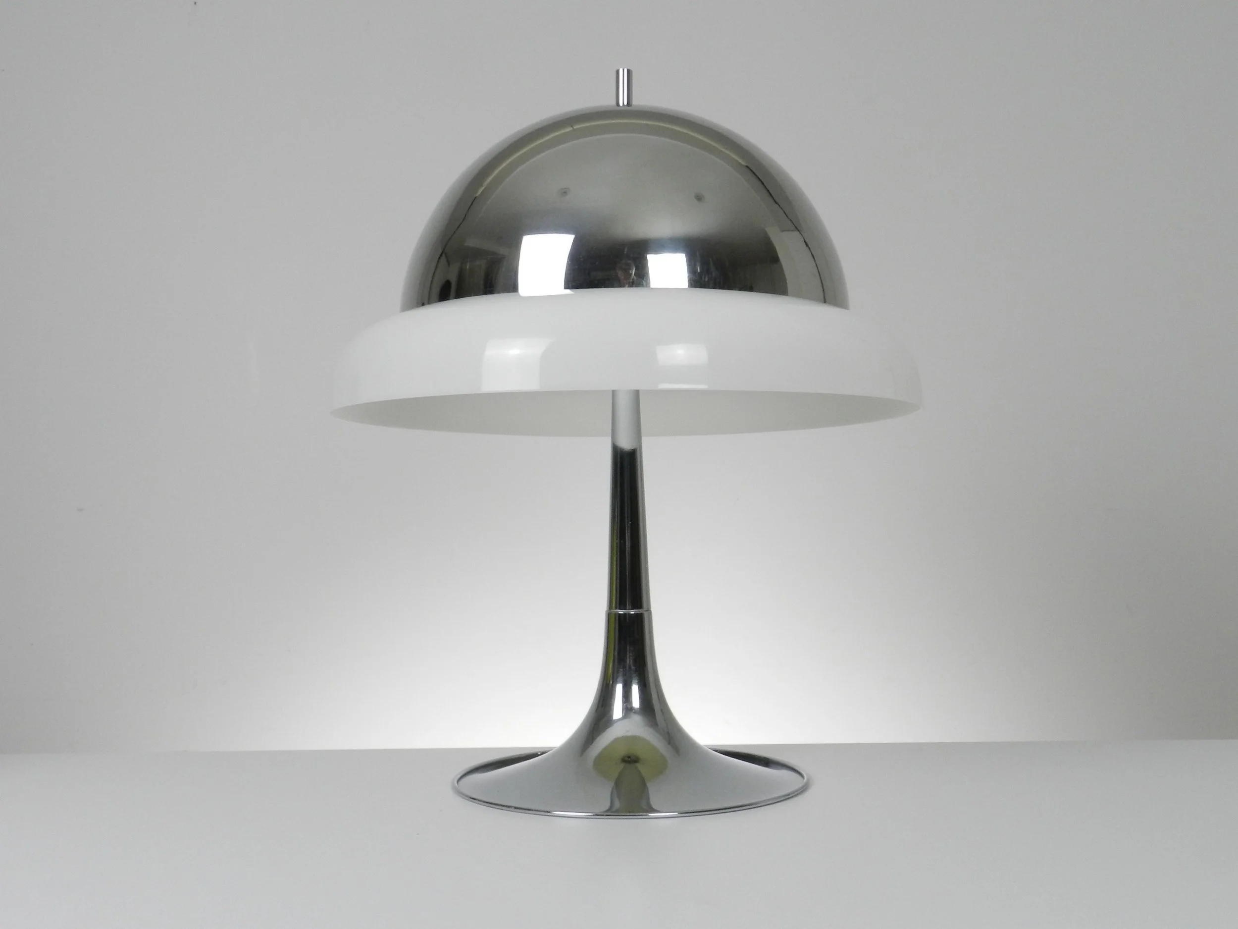 Space age chrome mushroom lamp designed by Goffredo Reggiani.  Italy, 1970s.