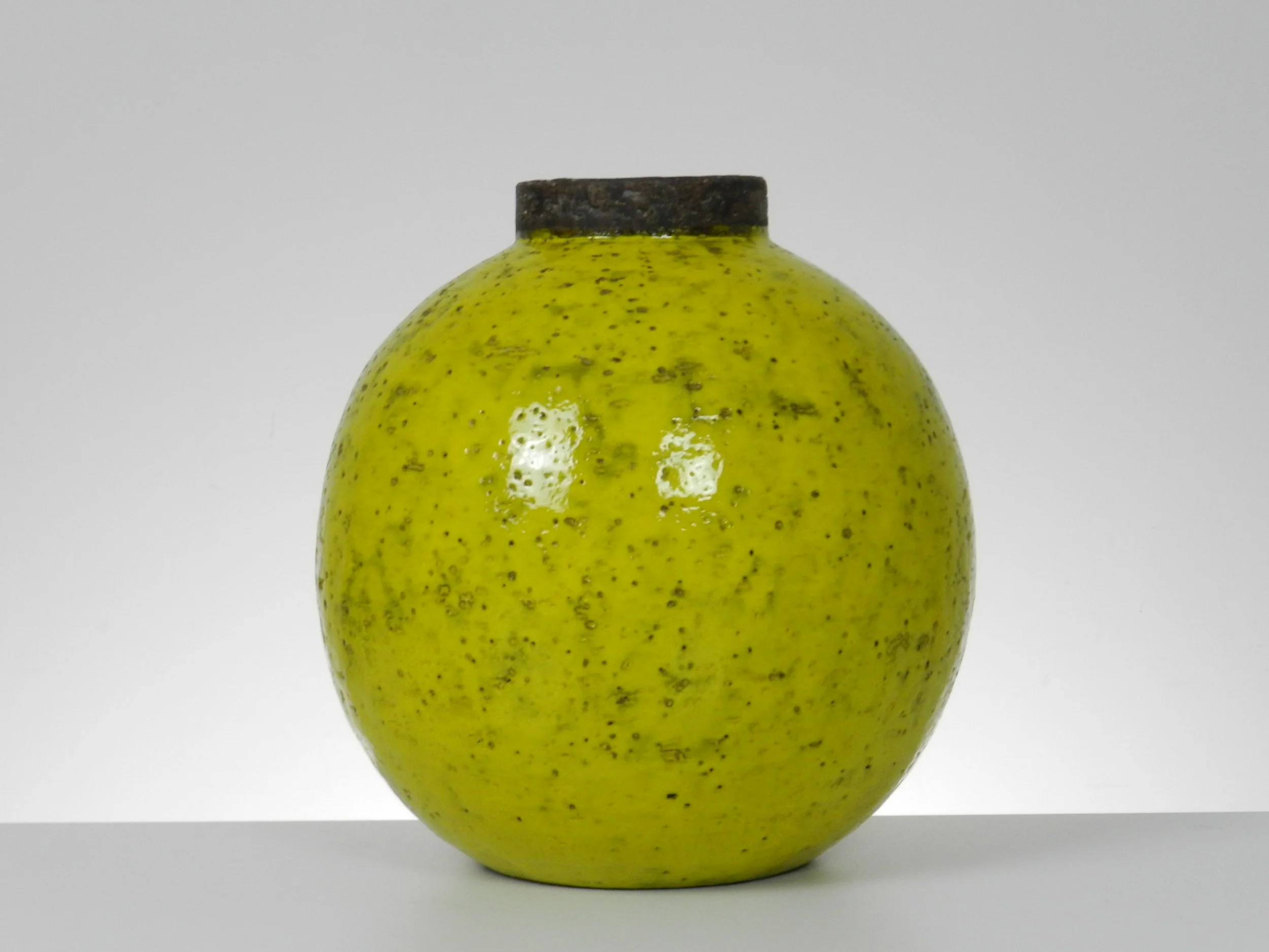 Large ceramic vase designed by Aldo Londi for Bitossi, distributed by Raymor.  Italy, 1960s.