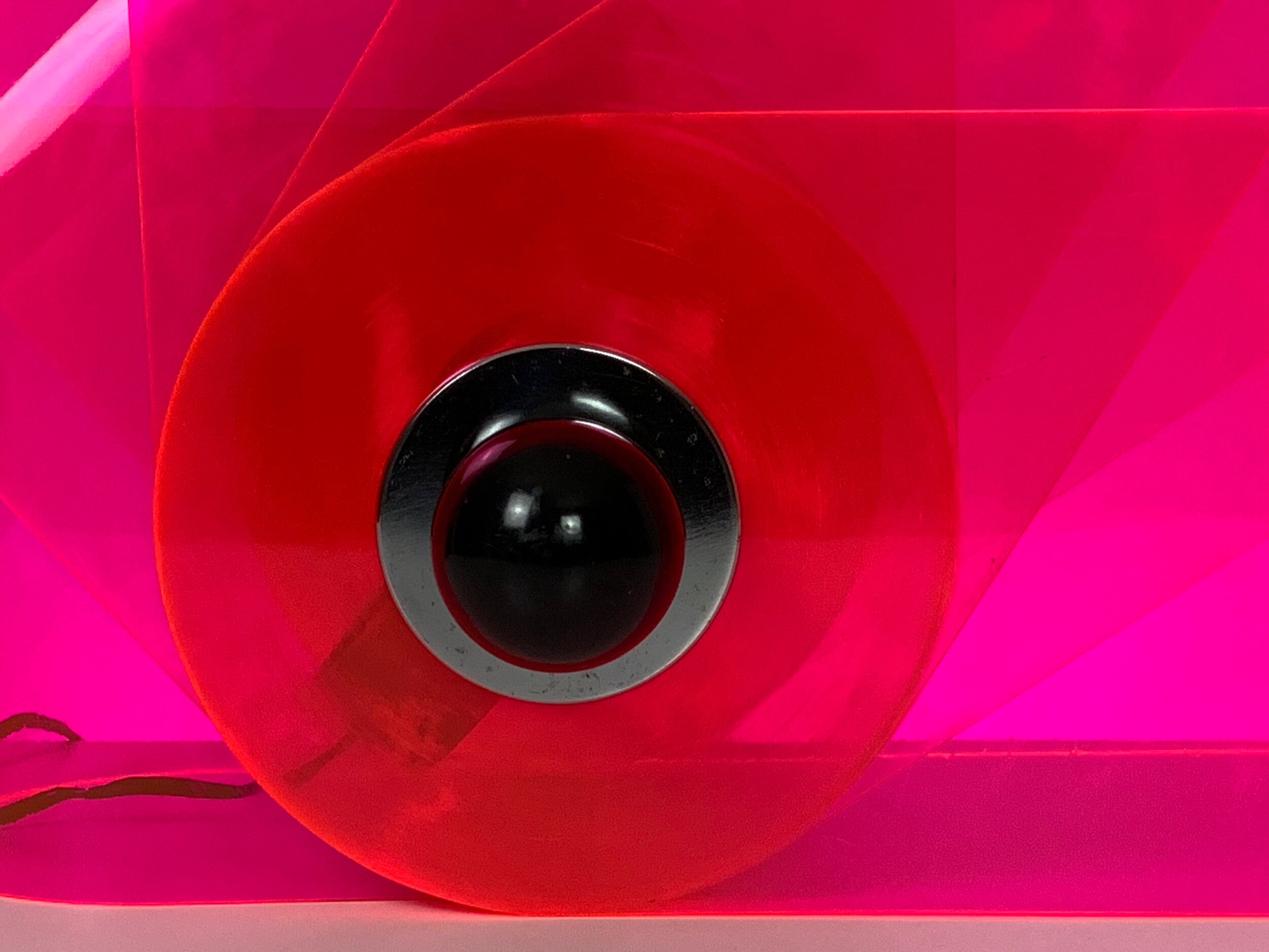 Vintage Gherpe lamp designed by Superstudio for Poltronova. Acrylic, nylon and chrome plated steel.  Italy, 1970s.