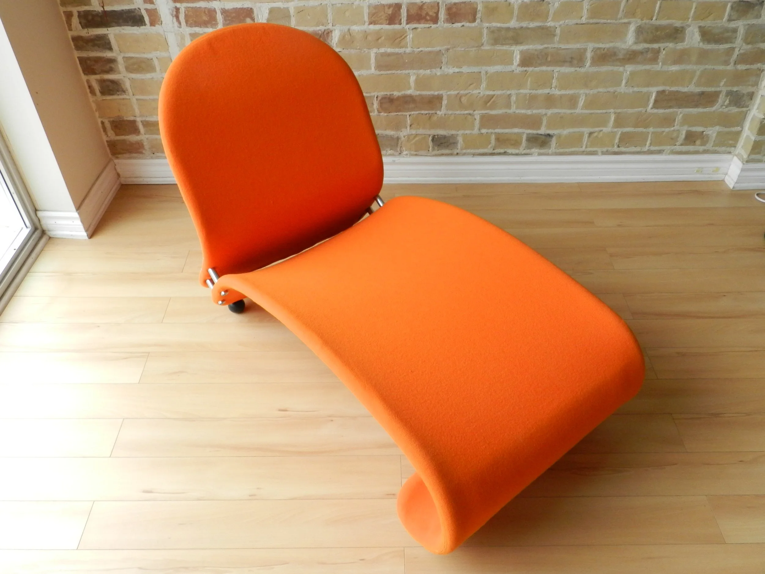 Chaise 1-2-3 lounge chair designed by Verner Panton for Fritz Hansen. Original wool upholstery.  Denmark, 1970s.