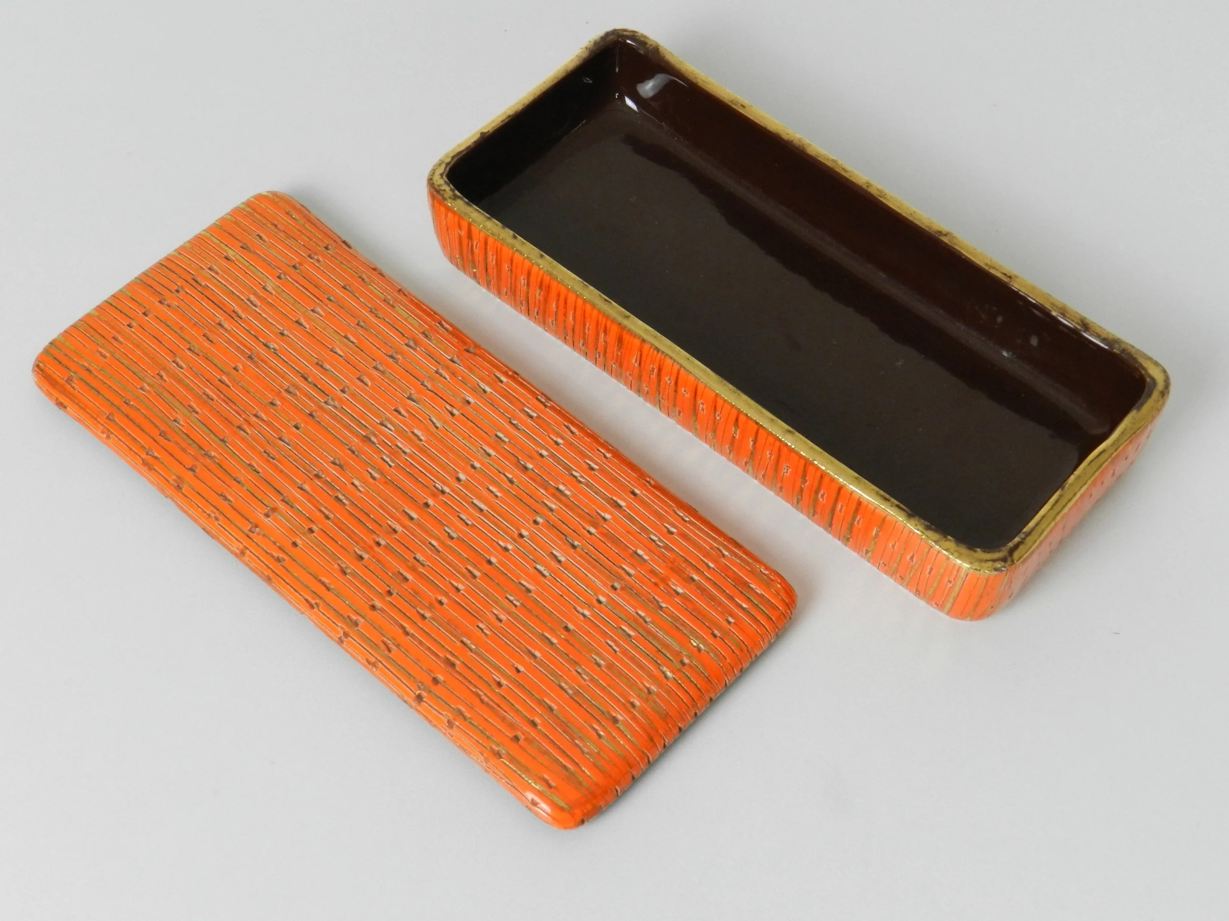 Ceramic lidded box by Bitossi.  Italy, 1960s.