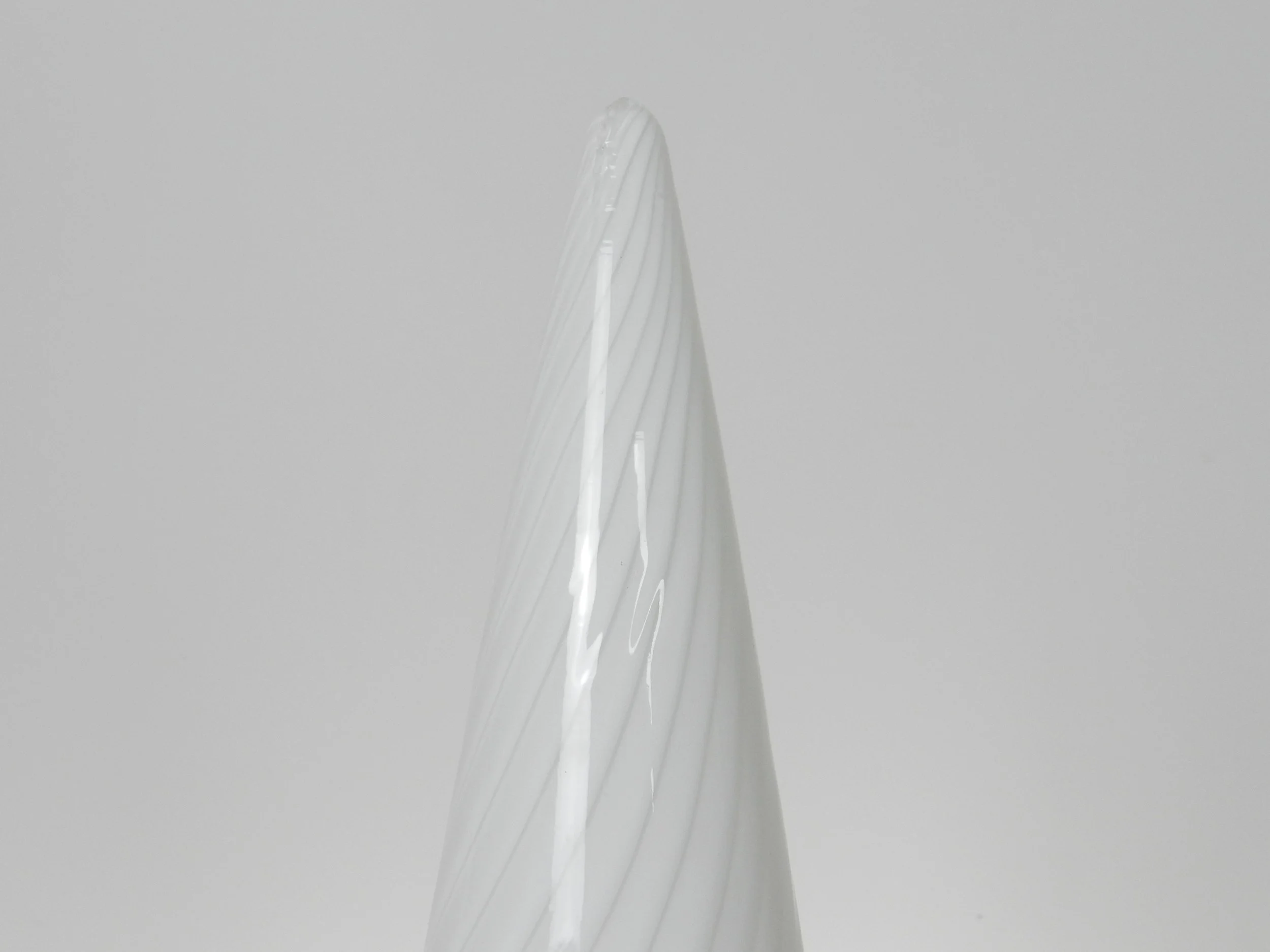 Tessuto Murano glass table lamp by Vetri.  Italy, 1970s.