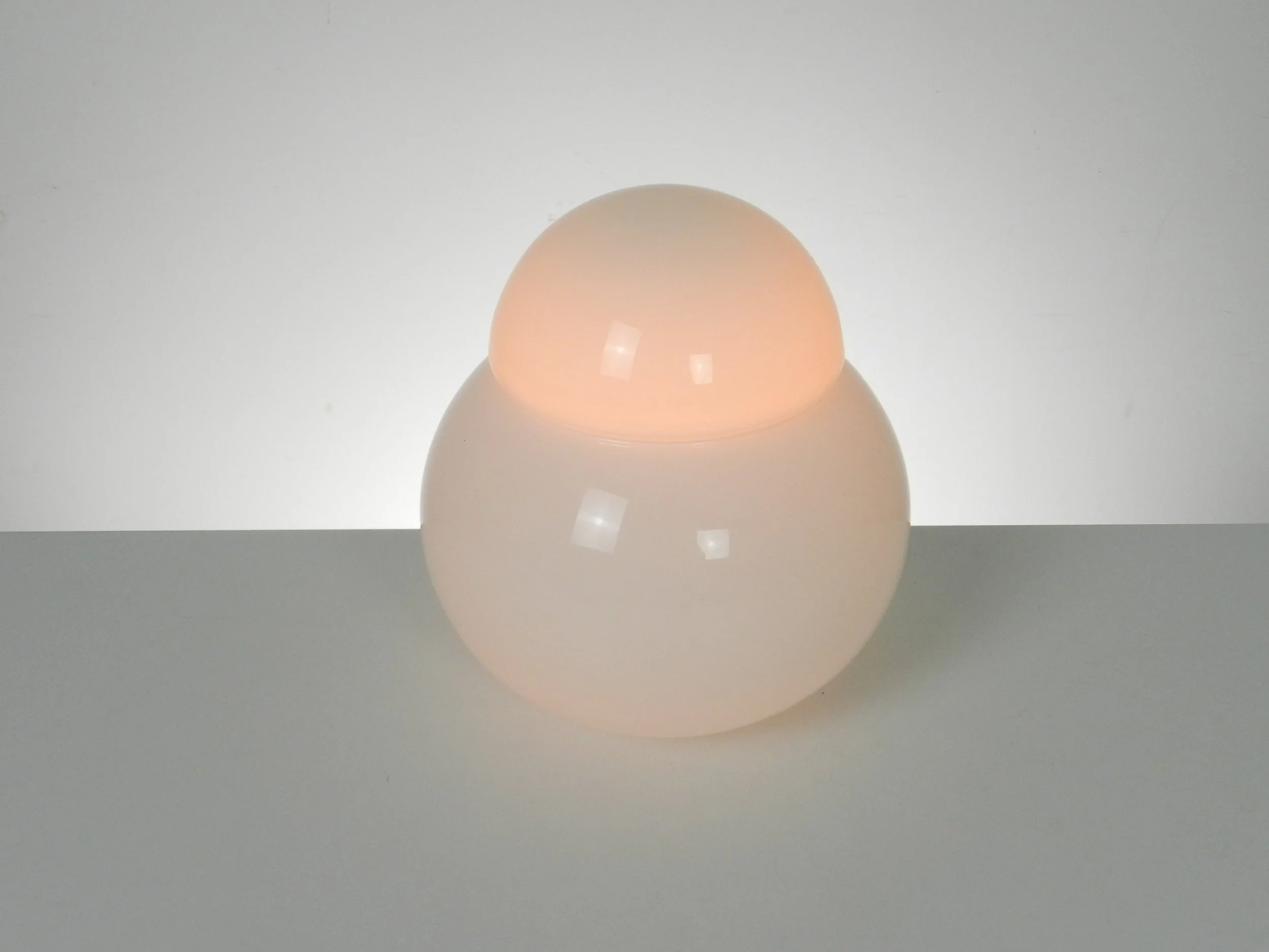 Small glass “Daruma” lamp designed by Sergio Asti.  Italy, designed in 1968.