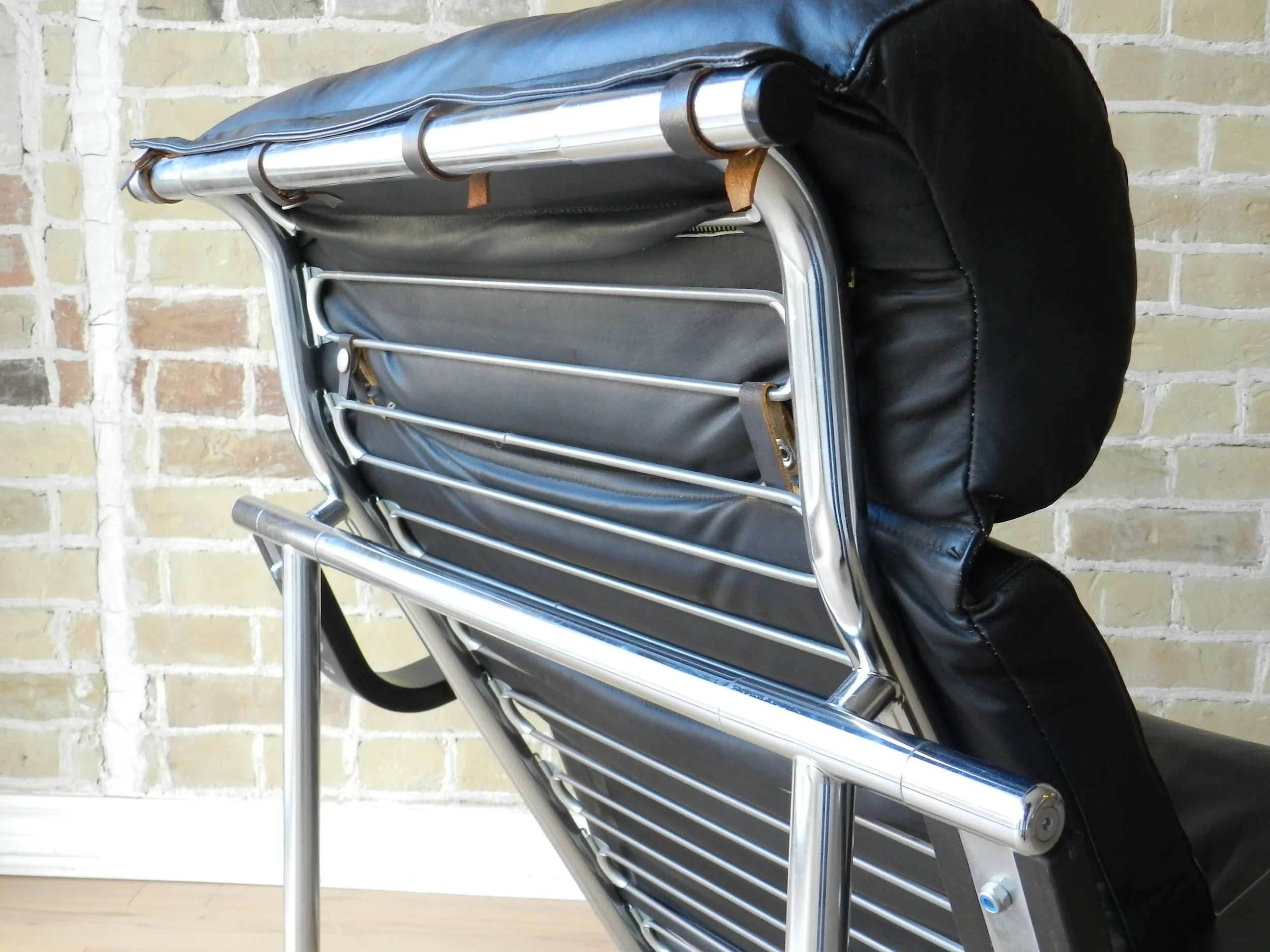 “Remmi” lounge chair and ottoman designed by Yrjo Kukkapuro for Avarte.  Finland, 1970s.