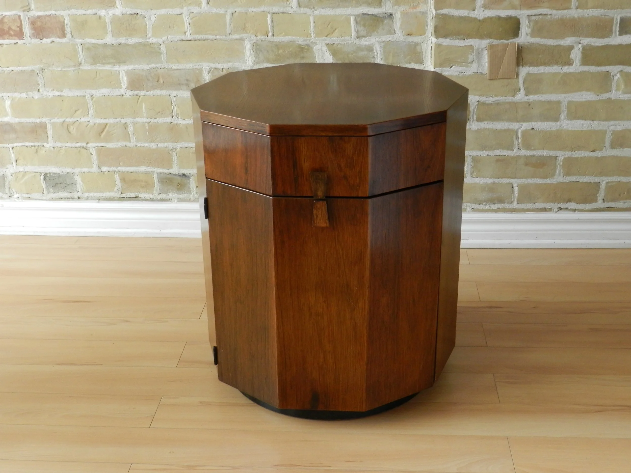 Mid century rosewood bar cabinet by Harvey Probber.  USA, 1950s.