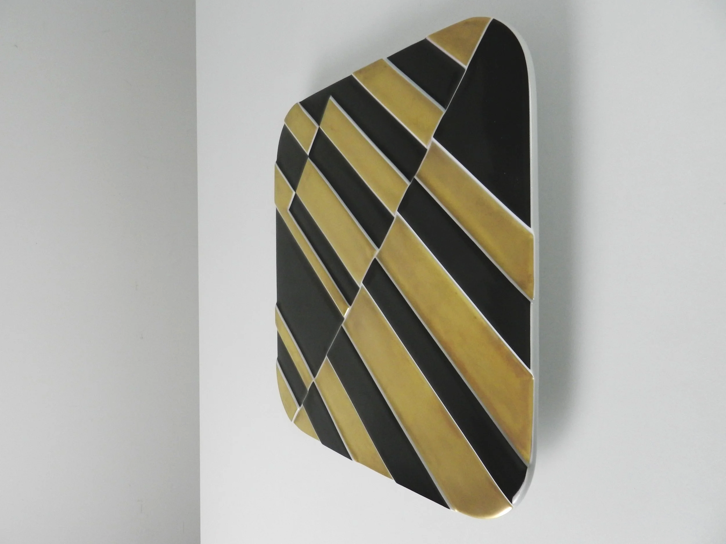 Porcelain wall plaque / plate designed by Gunter Fruhtrunk for Rosenthal. Limited edition 128/3000.  Germany, 1974.