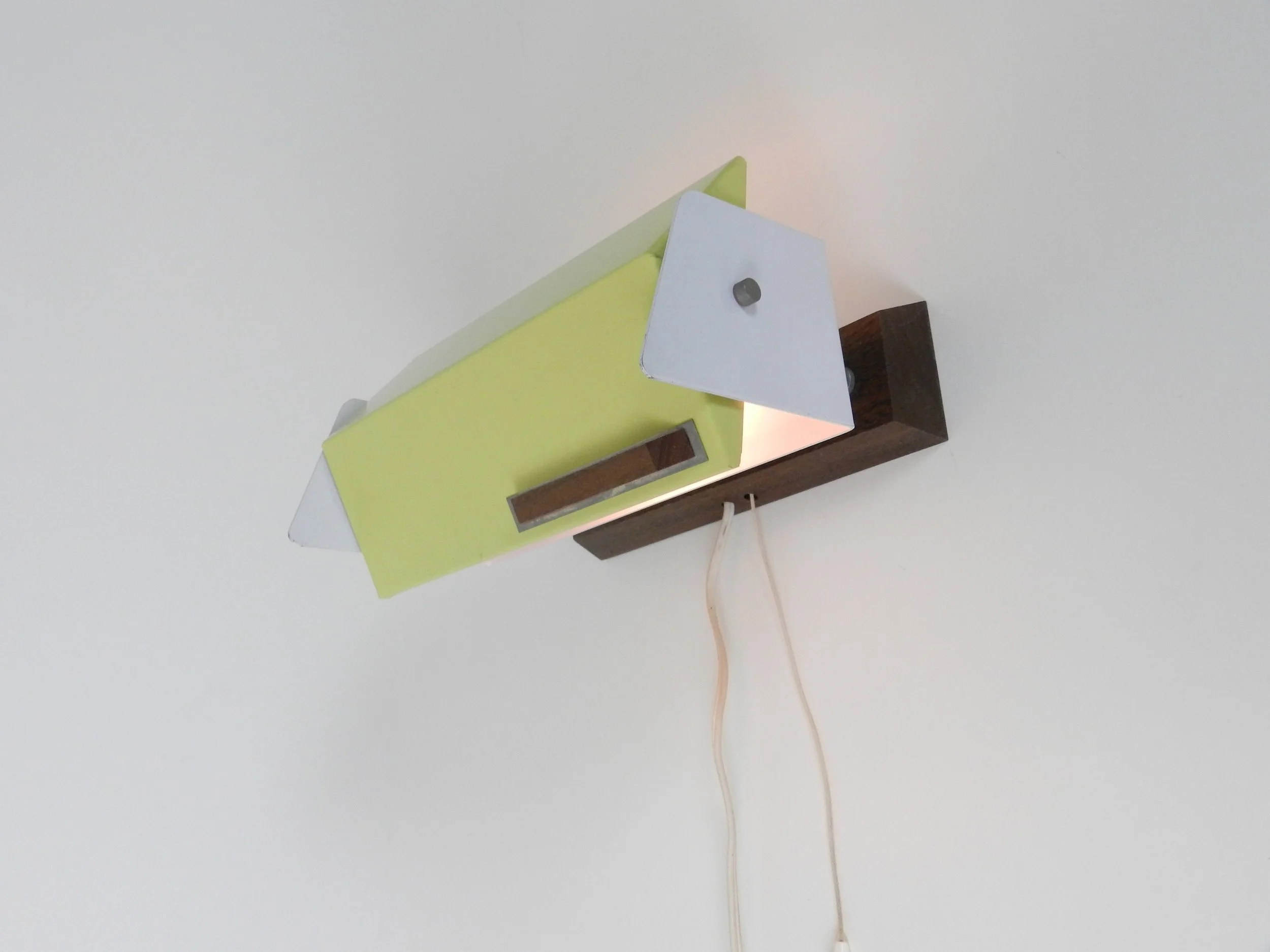 Mid century modern wall lamp by Hiemstra Evolux.  Netherlands, 1960s.