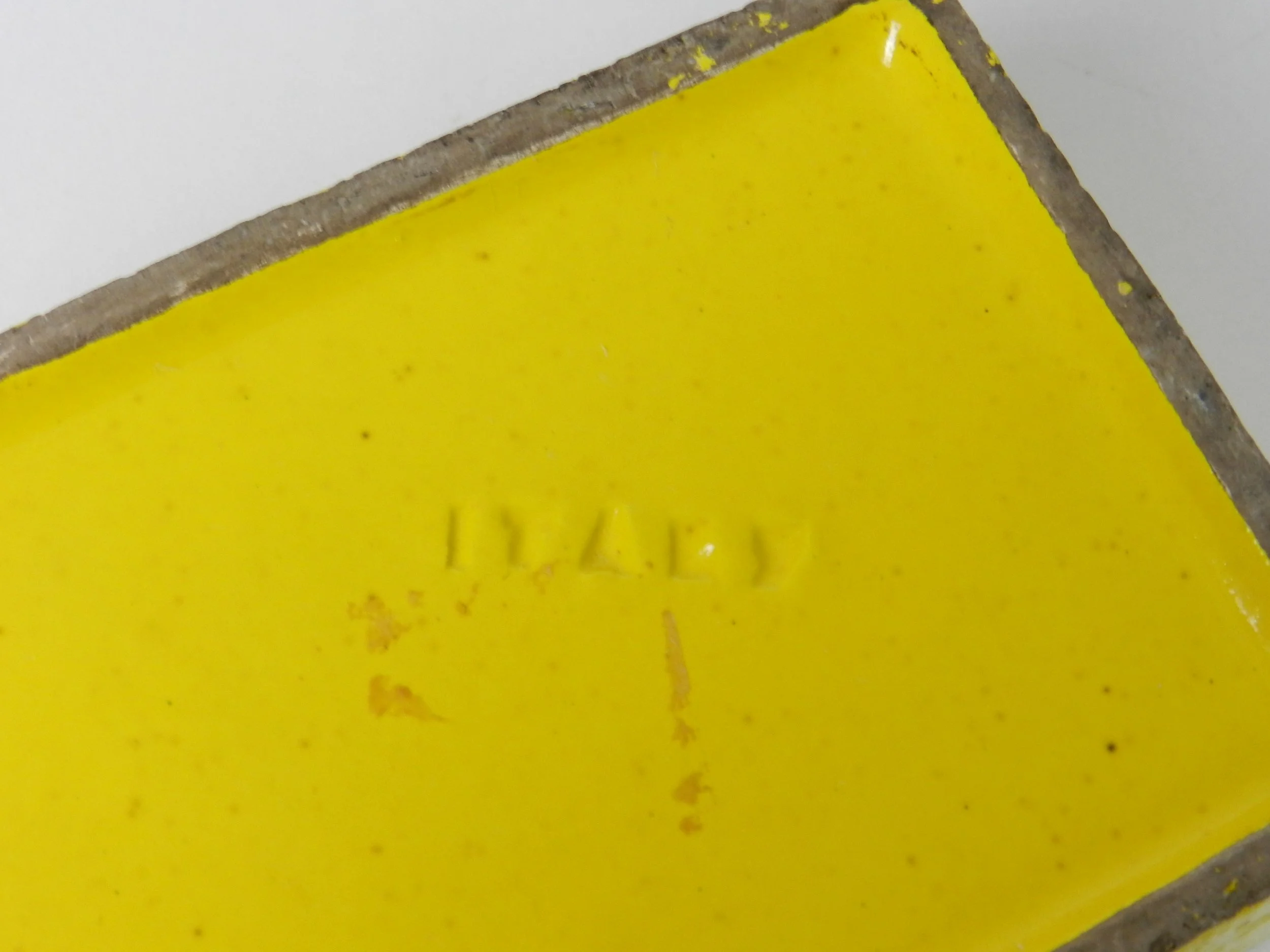 Ceramic box by Aldo Londo for Bitossi.  Italy, 1960s.