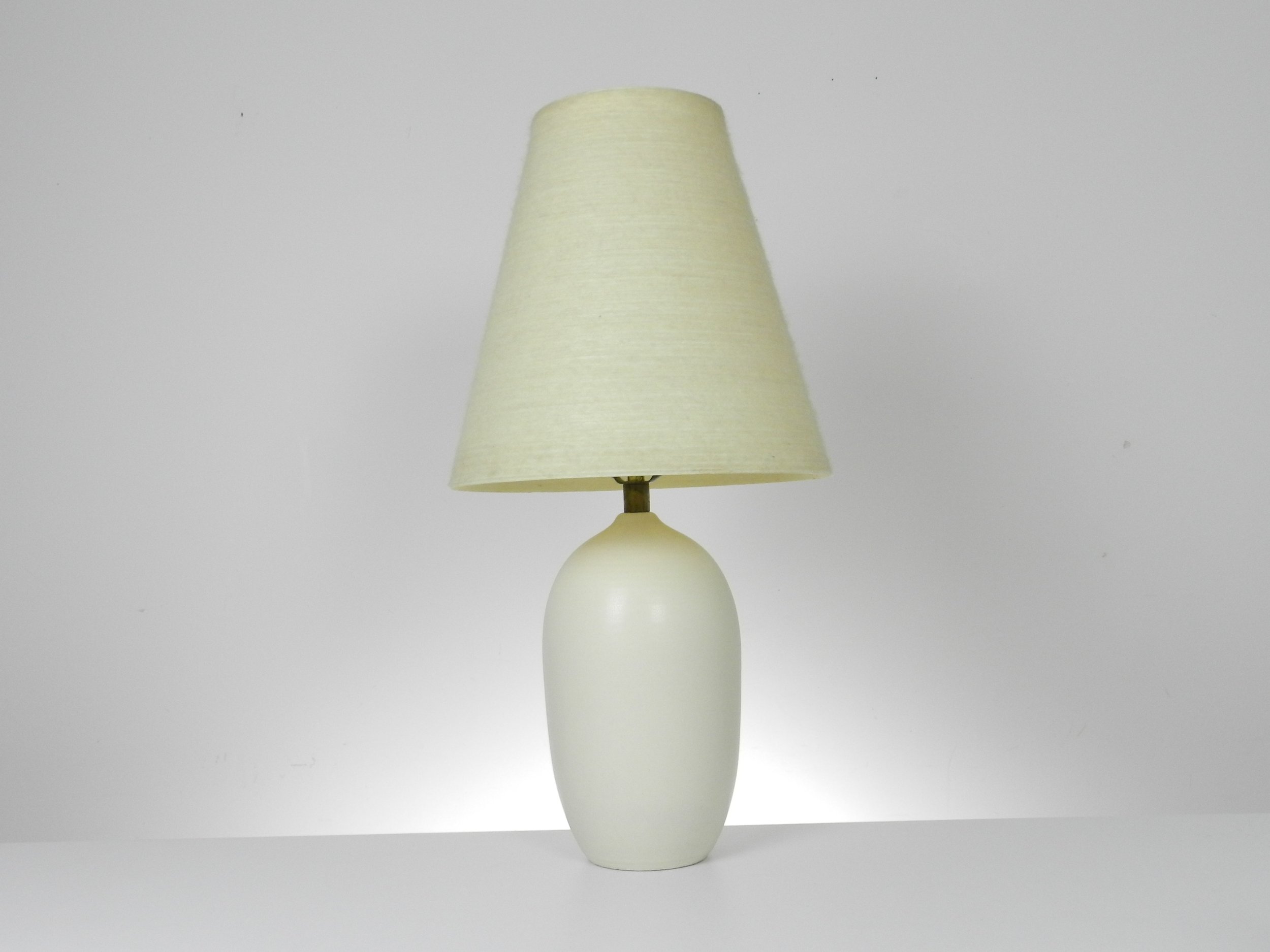 Vintage ceramic lamp with original fiberglass shade. Designed by Lotte and Gunnar Bostlund.  Canada, 1960s.