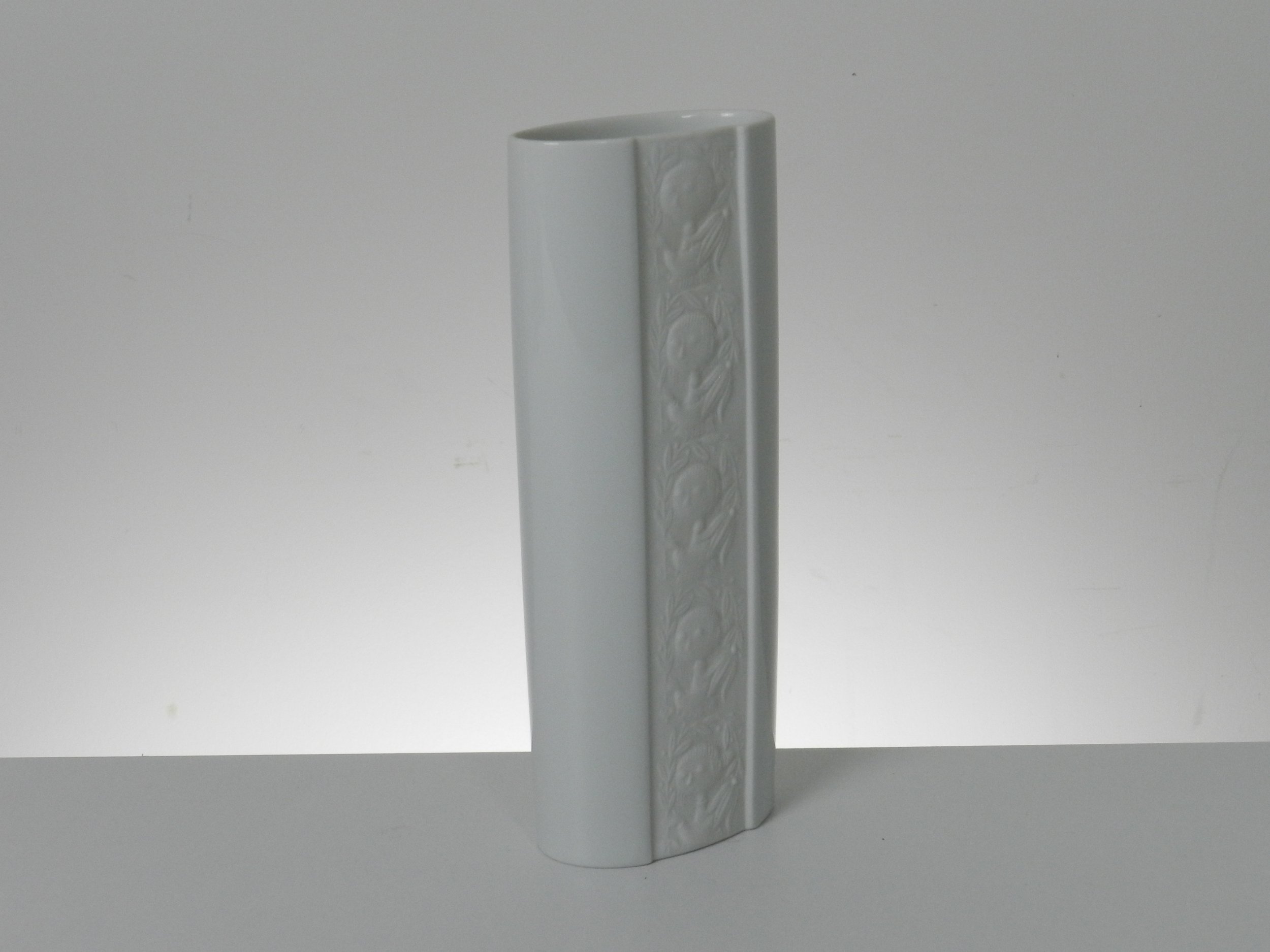 Porcelain vase designed by Bjorn Wiinblad for Rosenthal.  Germany, 1960s.