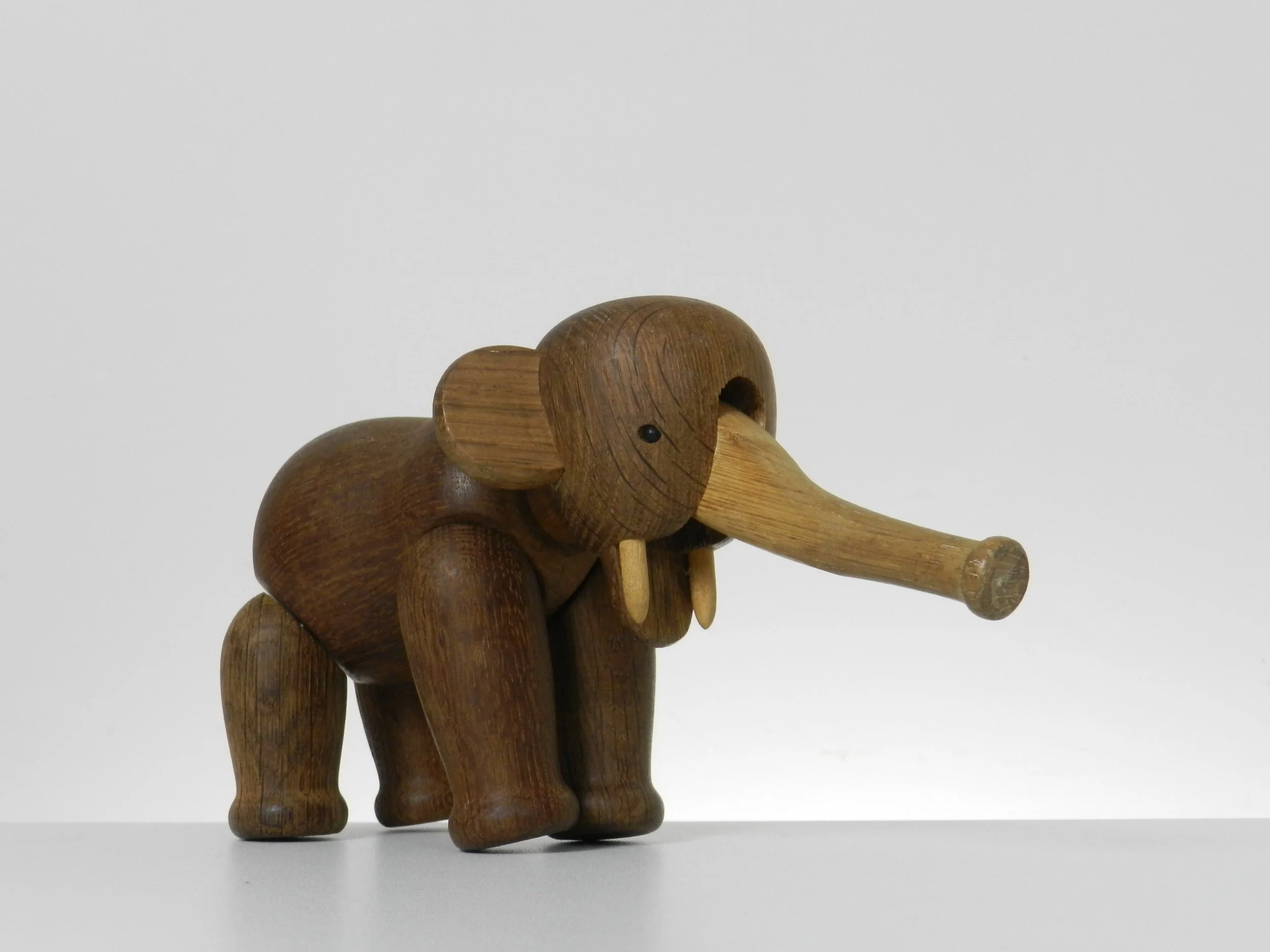 Vintage oak articulating elephant by Kay Bojesen.  Denmark, 1960s.