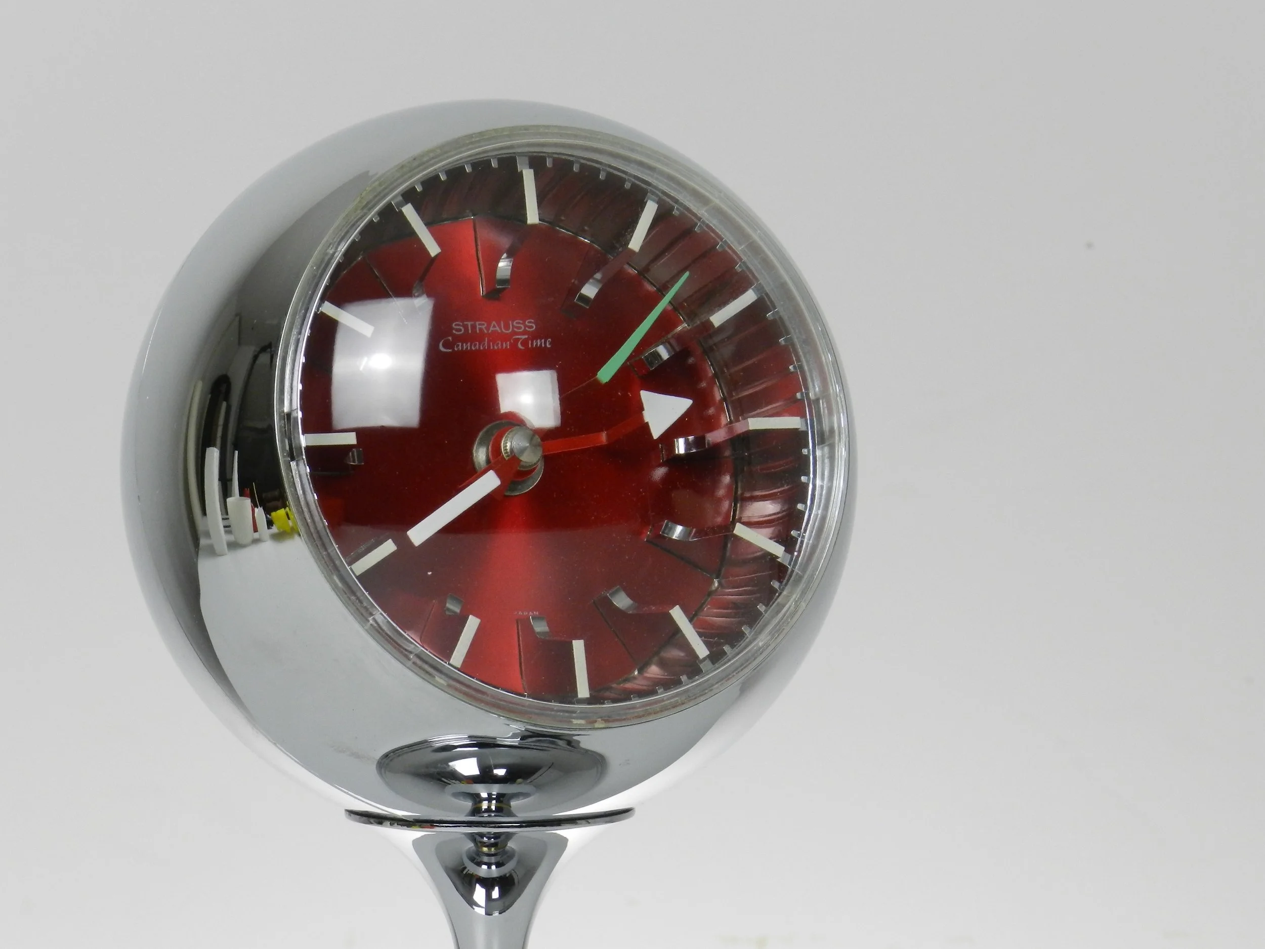 Space age pedestal clock by Strauss.  Japan, 1970s.