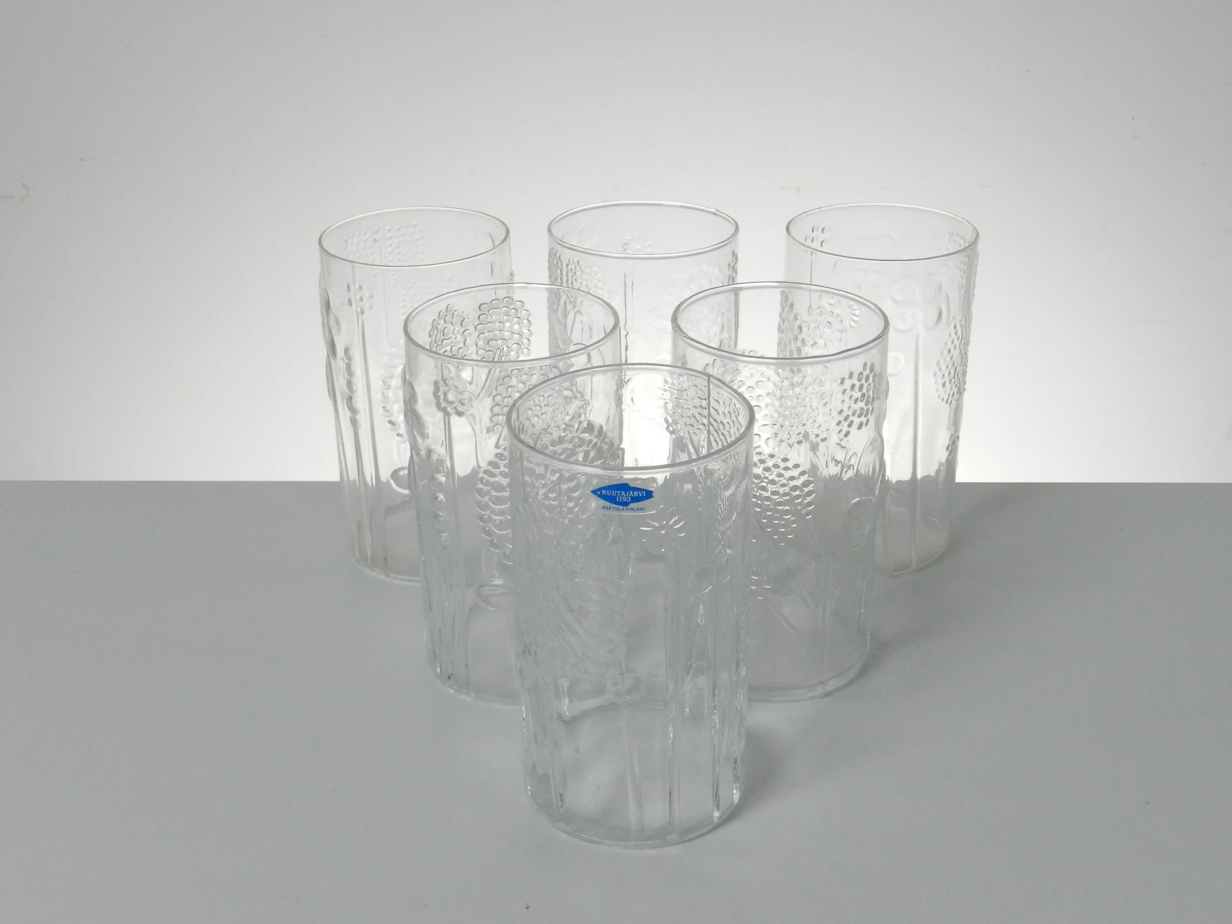 Set of 6 “Flora” glasses designed by Oiva Toikka for Nuutajervi.  Finland, 1960s.