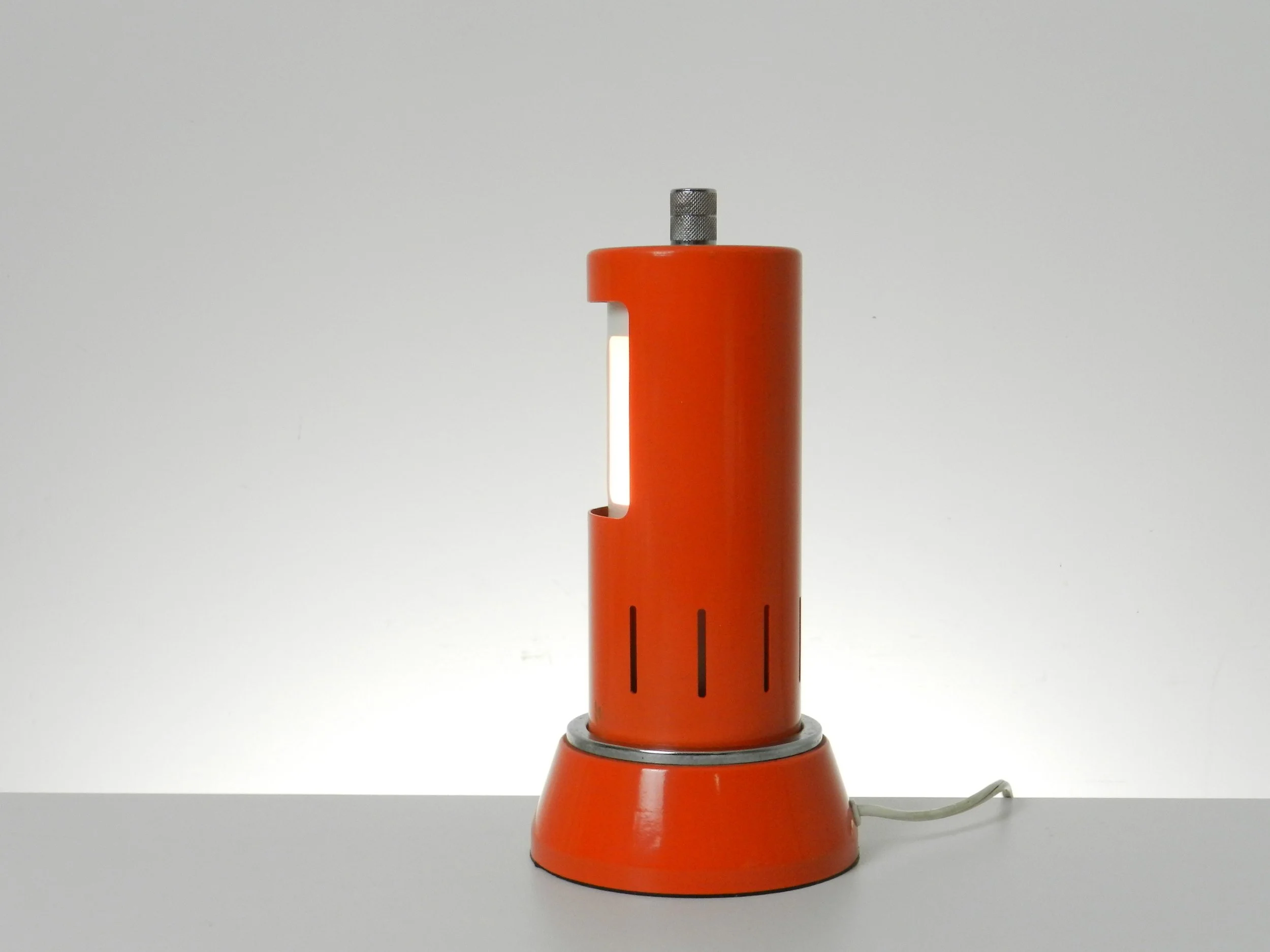 Space age eclipse lamp in enemeled metal and chrome.  Italy, 1970s.