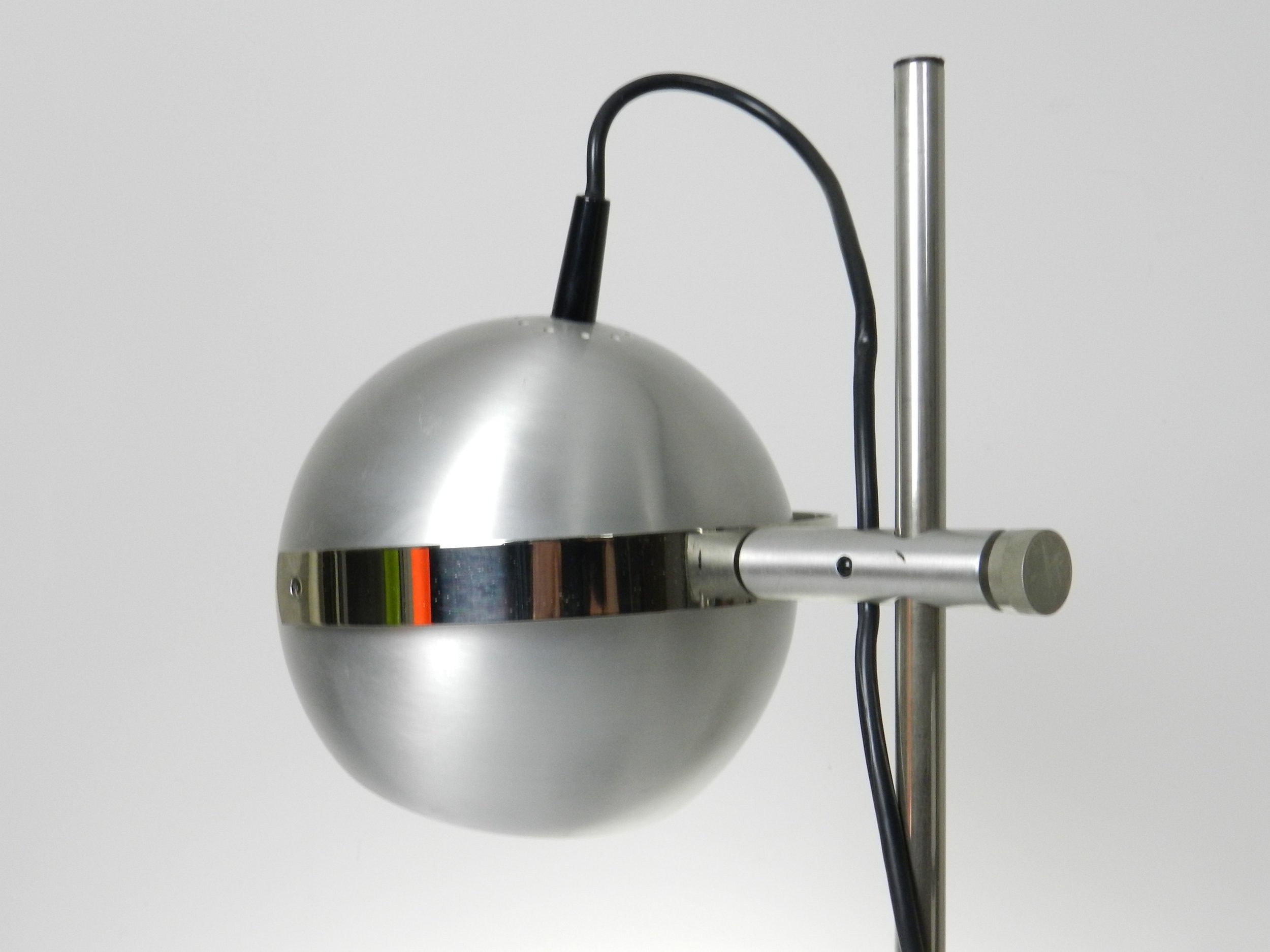 Vintage eye ball lamp in aluminum and chrome.  circa 1970’s.
