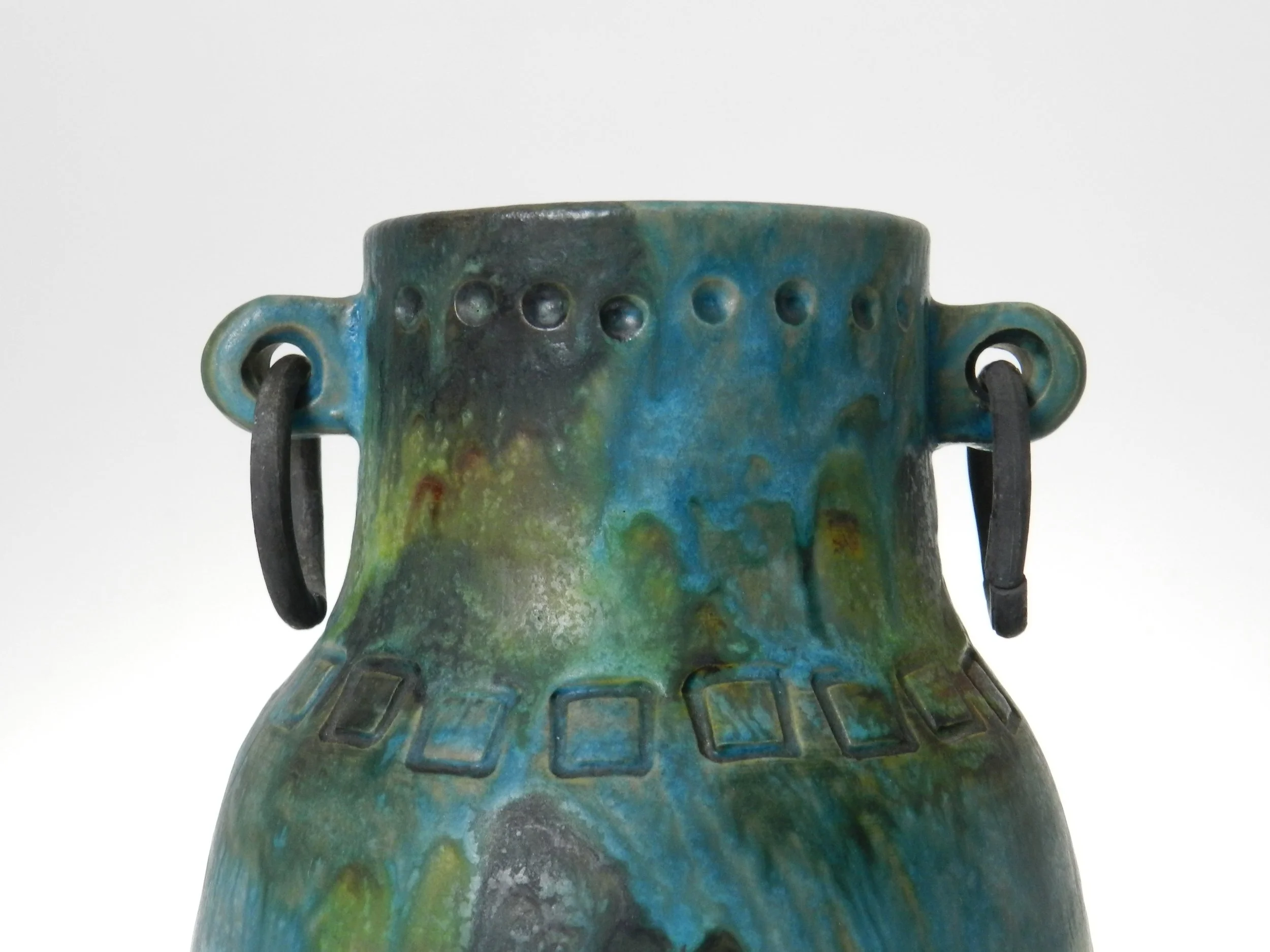 Mid century ceramic ‘Sea Garden’ vase designed by Alvino Bagni for Raymor.  Italy, 1960s.