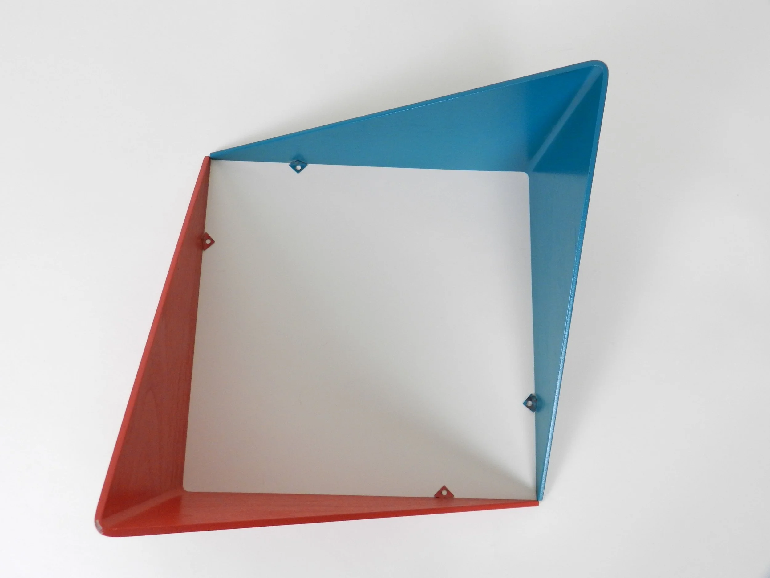 Pair of wall shelves in painted bent plywood, designed by Poul Cadovius.  Denmark, 1960s.