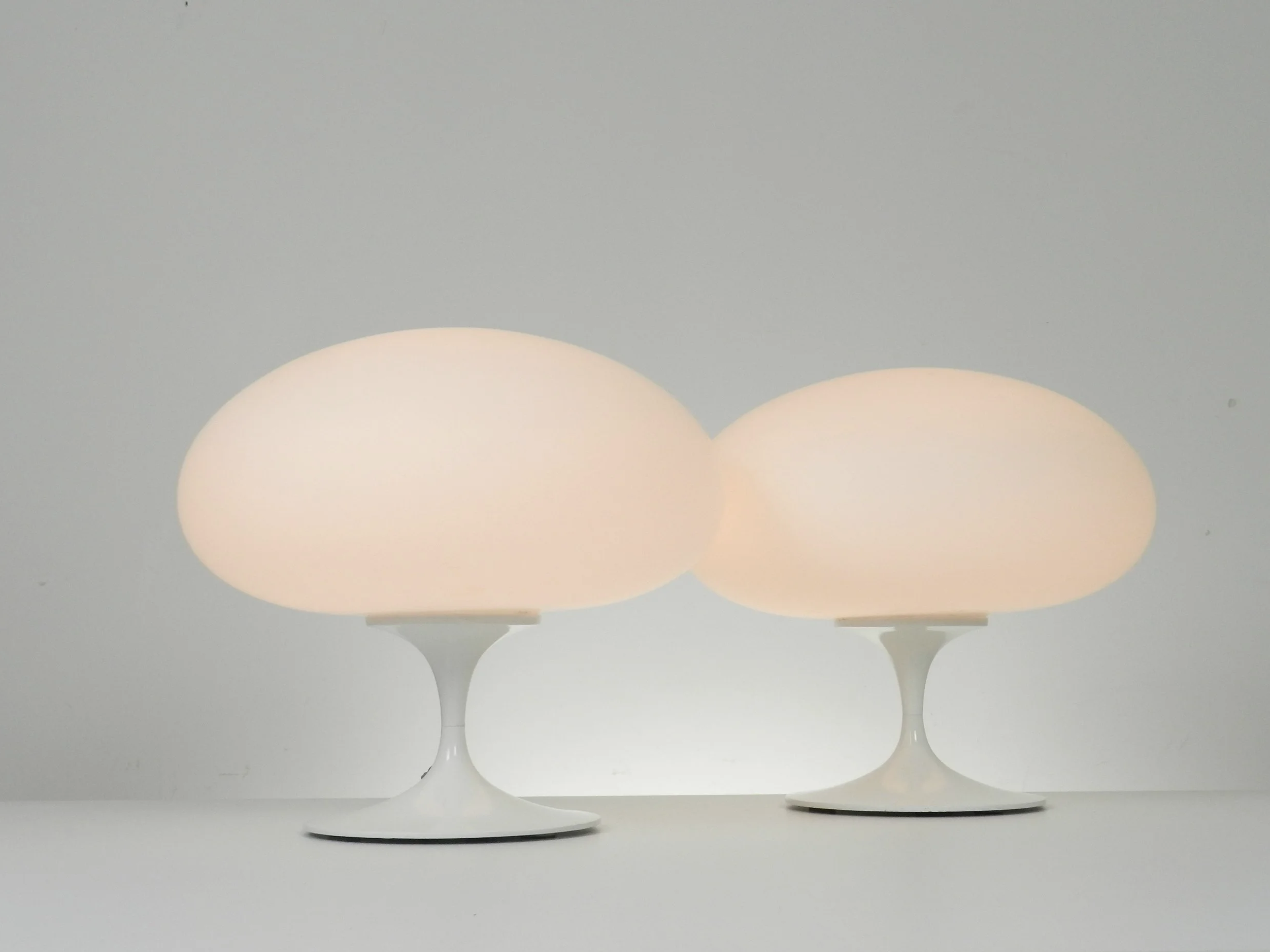 Pair of vintage mushroom lamp in cast metal with opaline glass shades by Laurel Lamp Co.  USA, 1960s.