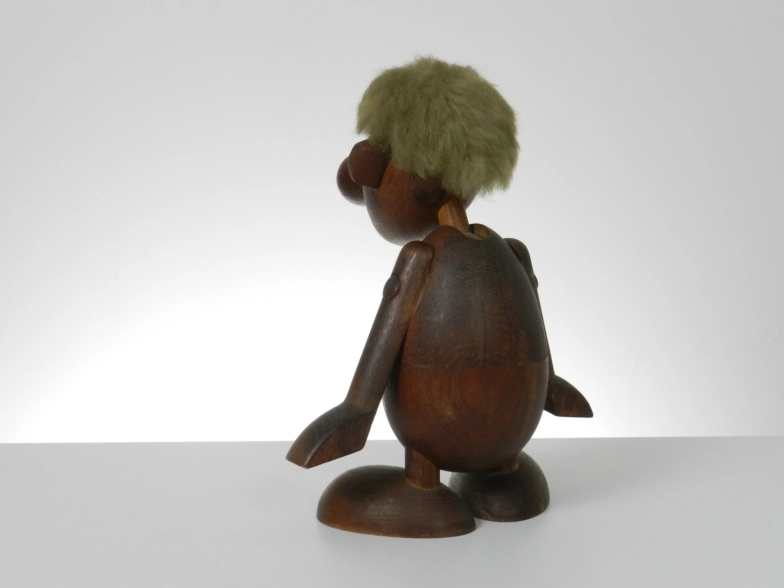 Large vintage “Strit” figure designed by Hans Bolling. In oak and teak.  Denmark, 1950s.