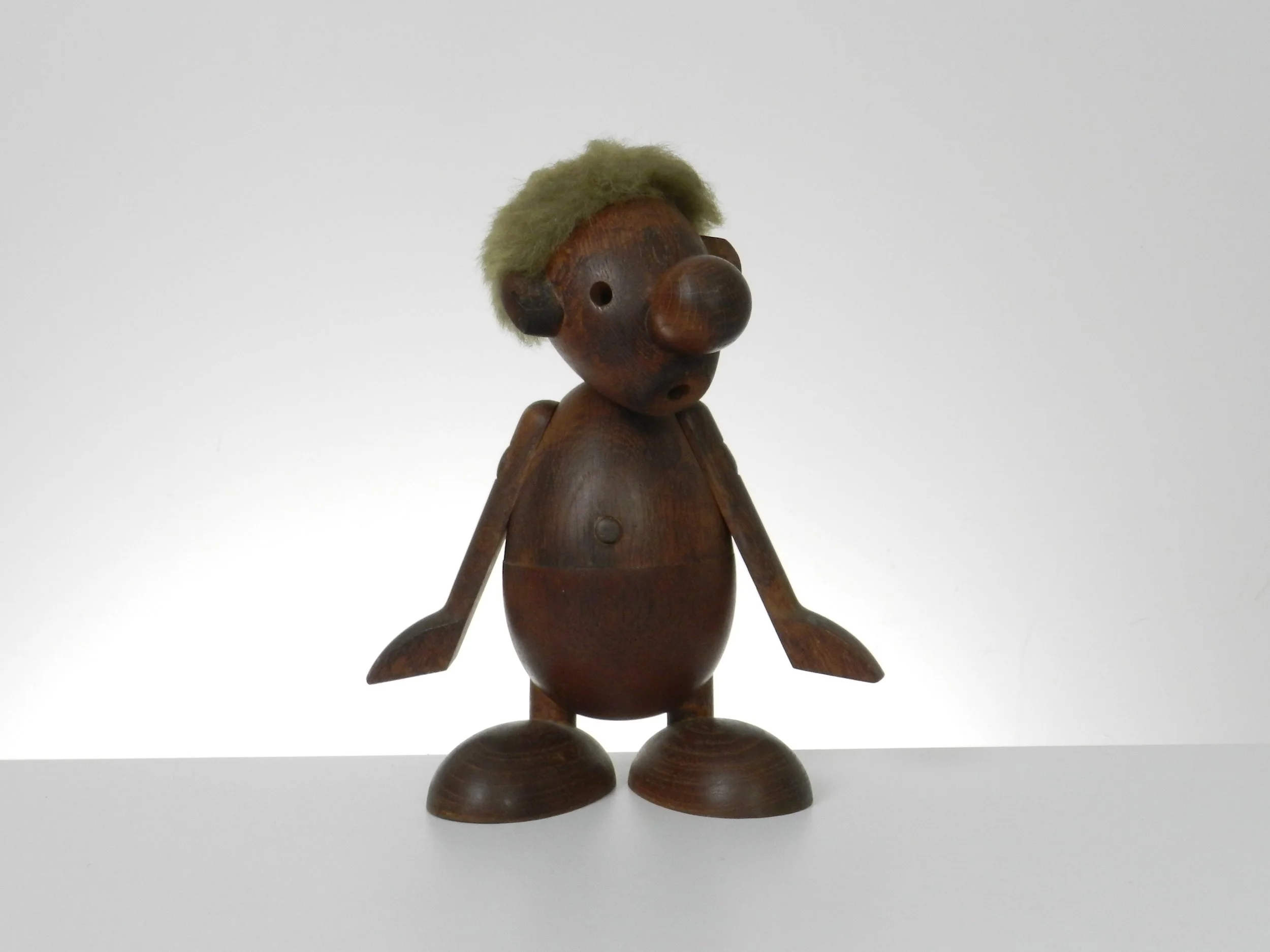 Large vintage “Strit” figure designed by Hans Bolling. In oak and teak.  Denmark, 1950s.