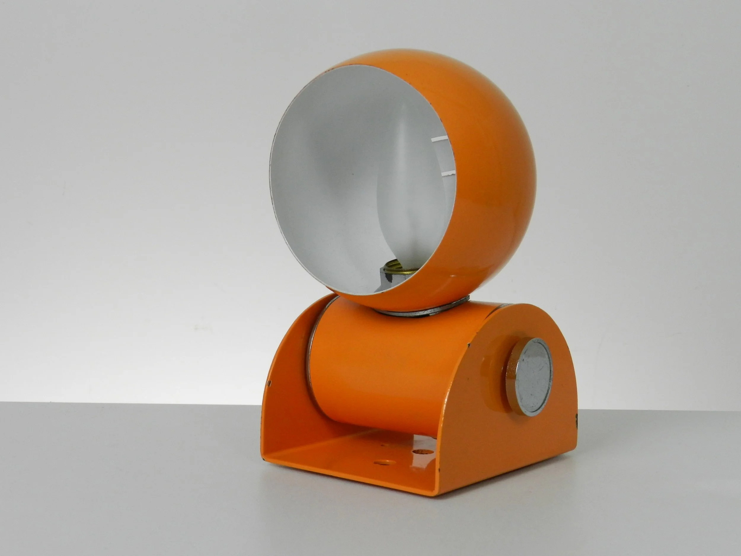 Eye ball table or wall lamp designed by Enrico Tronconi for Tronconi.  Italy, 1960s.