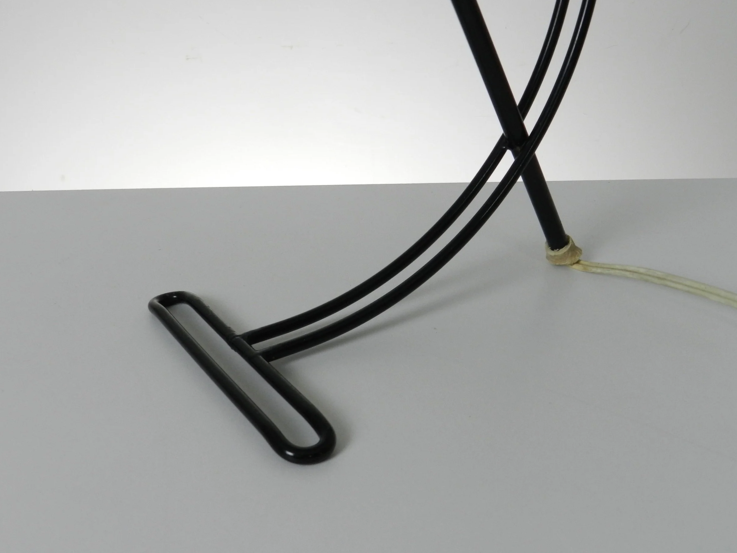 Vintage NB-100 table lamp designed by Louis Kalff for Philips.  Netherlands, 1950s.