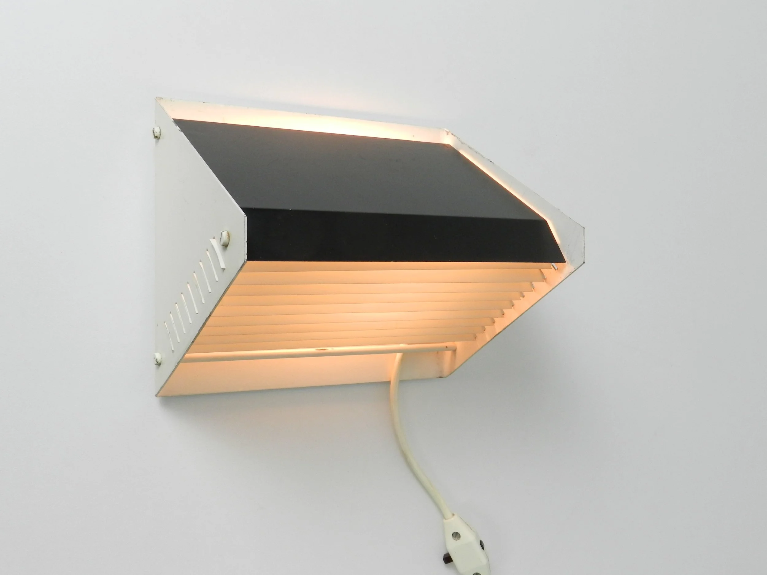 Wall Lamp by Raak