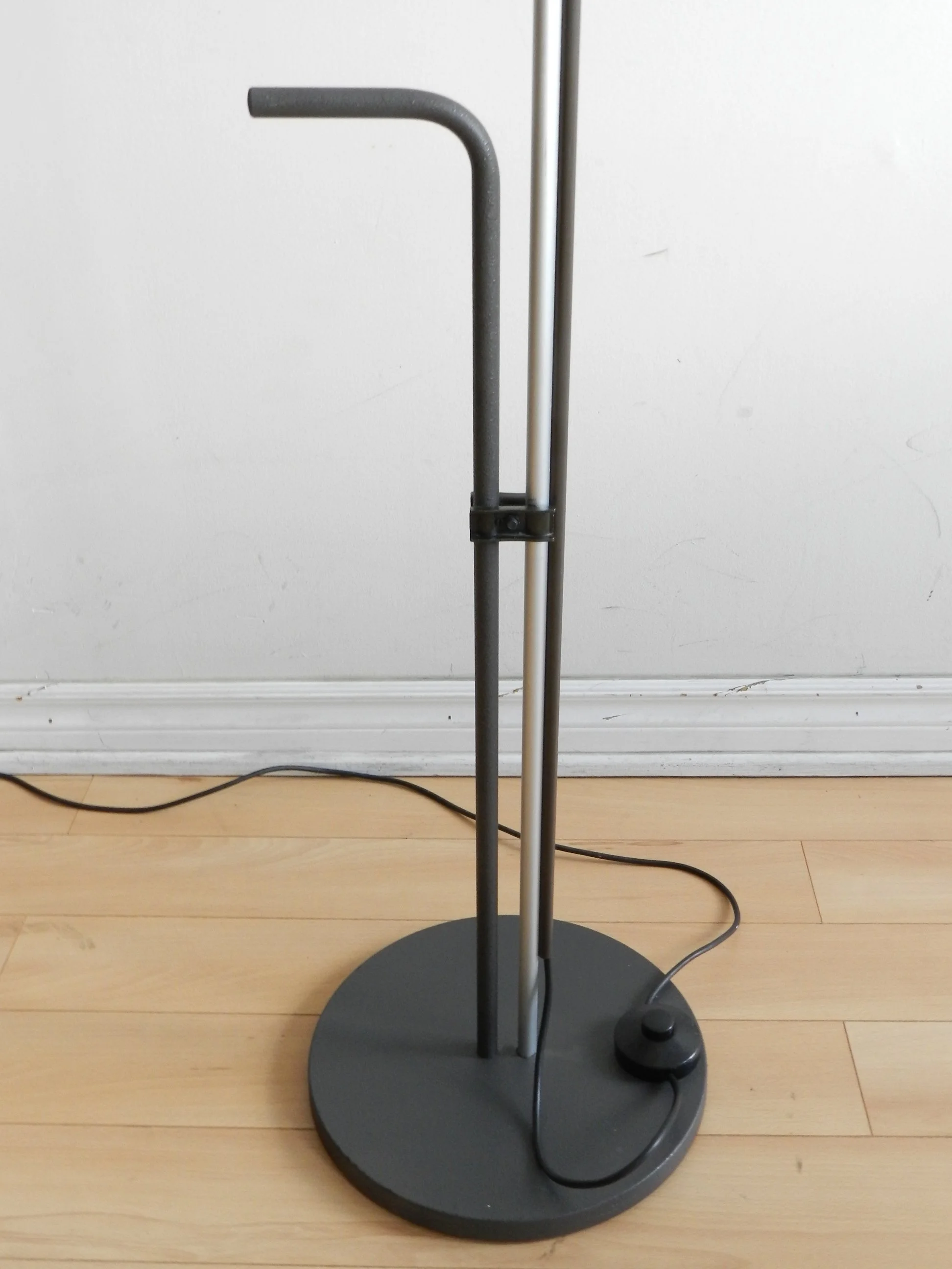 Aggregato adjustable floor lamp designed by Enzo Mari and Giancarlo Fassina for Artemide.  Italy, 1970s.