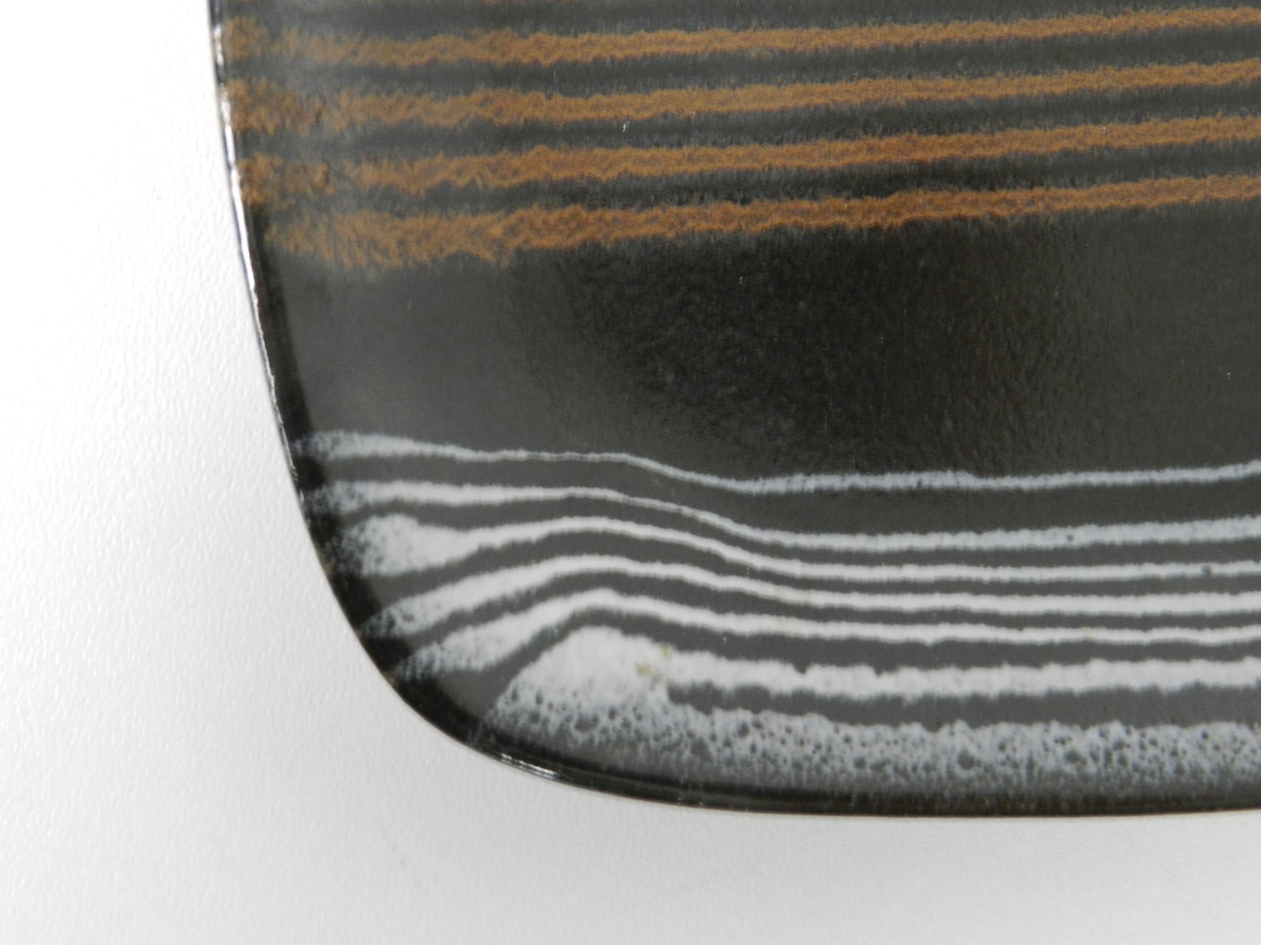 Mid century ceramic dish by Glidden.  USA 1950s.