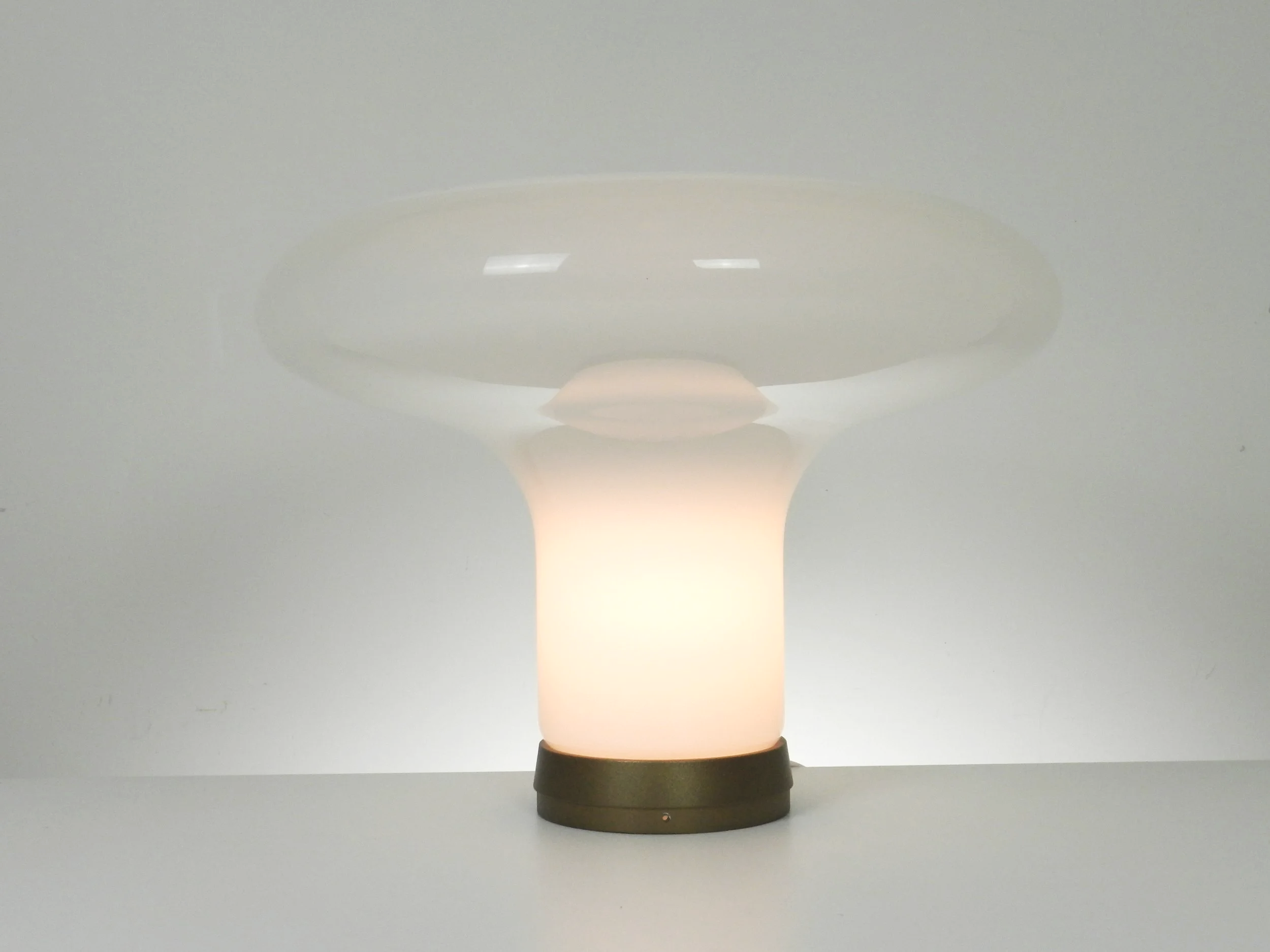 Lesbo lamp designed by Angelo Mangiarotto for Artemide. Hand blown opal Murano glass on aluminum base.  Italy
