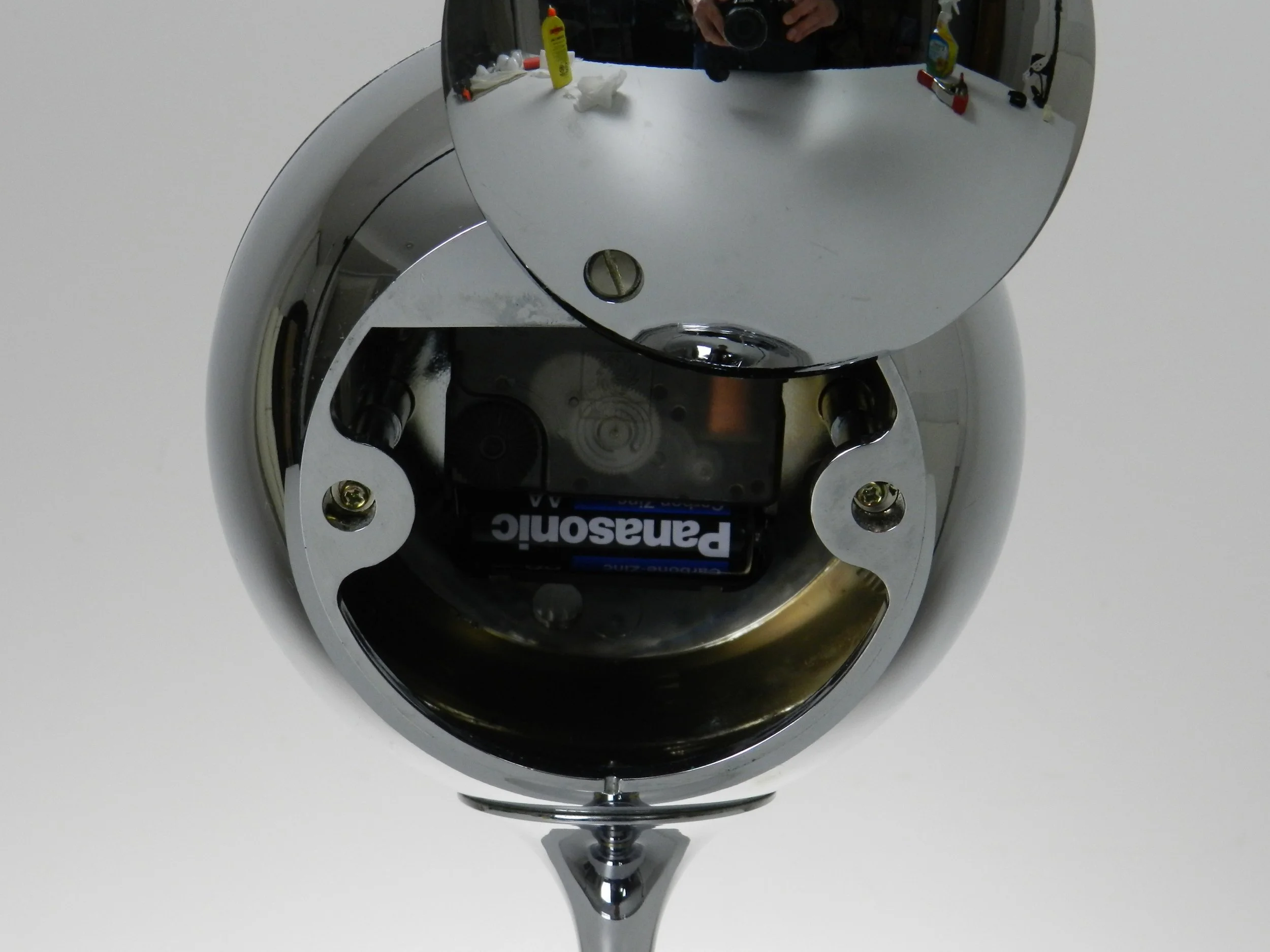 Space age pedestal clock in chrome by Strauss.  Japan, 1970s.