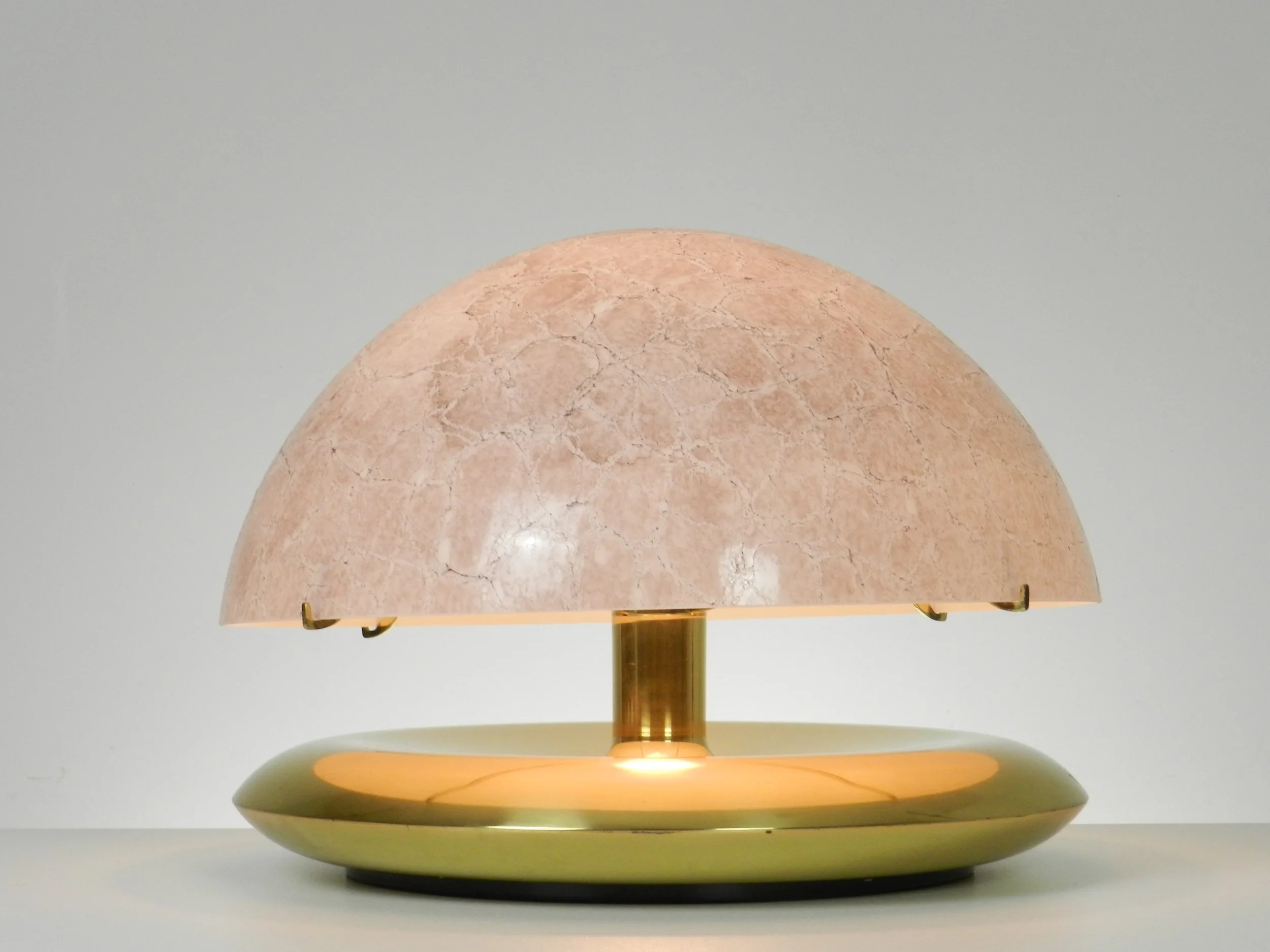 Murano glass lamp on brass base designed by Ludovico Diaz de Santillana for Venini.  Italy, 1970s.