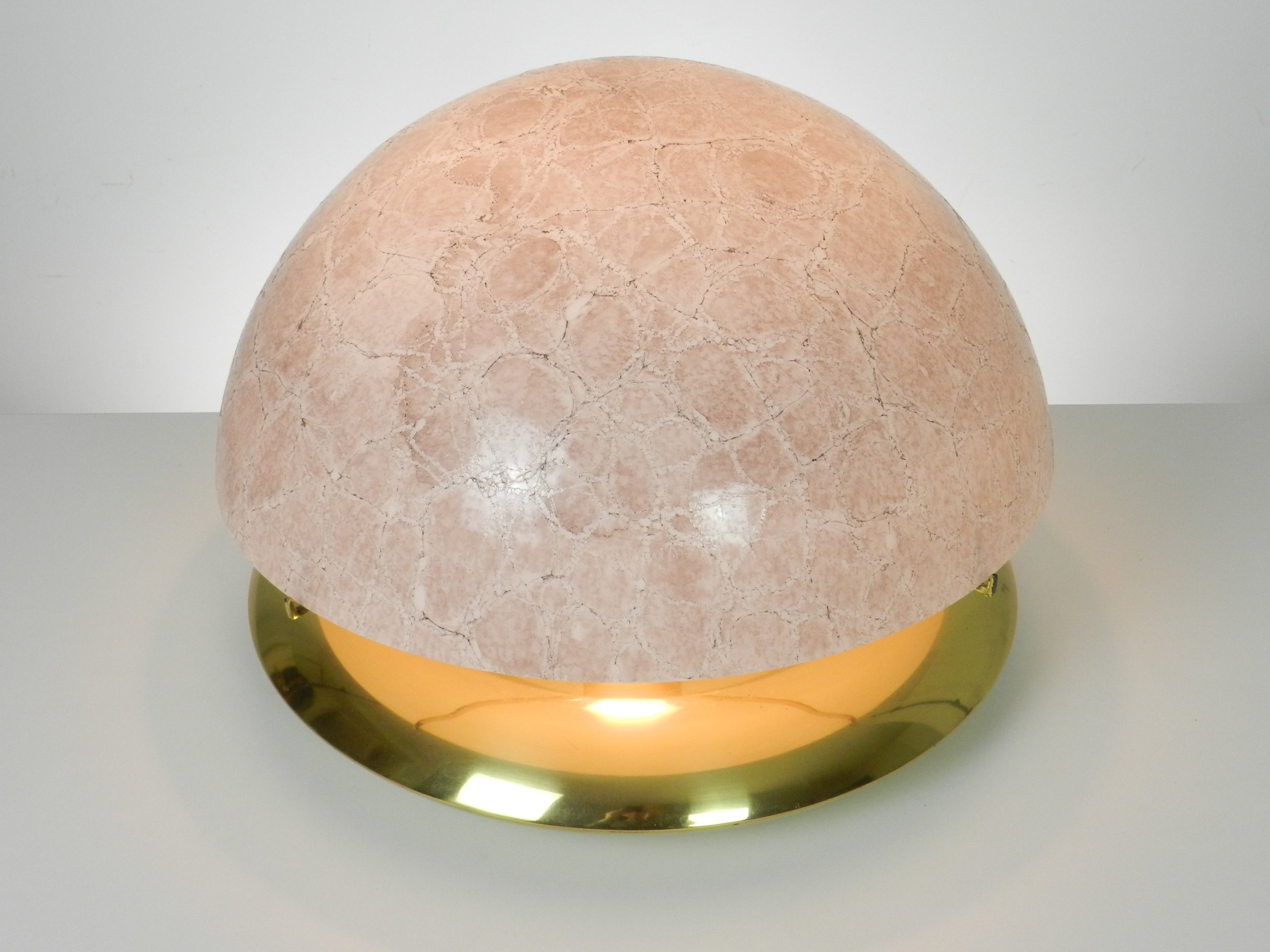 Murano glass lamp on brass base designed by Ludovico Diaz de Santillana for Venini.  Italy, 1970s.