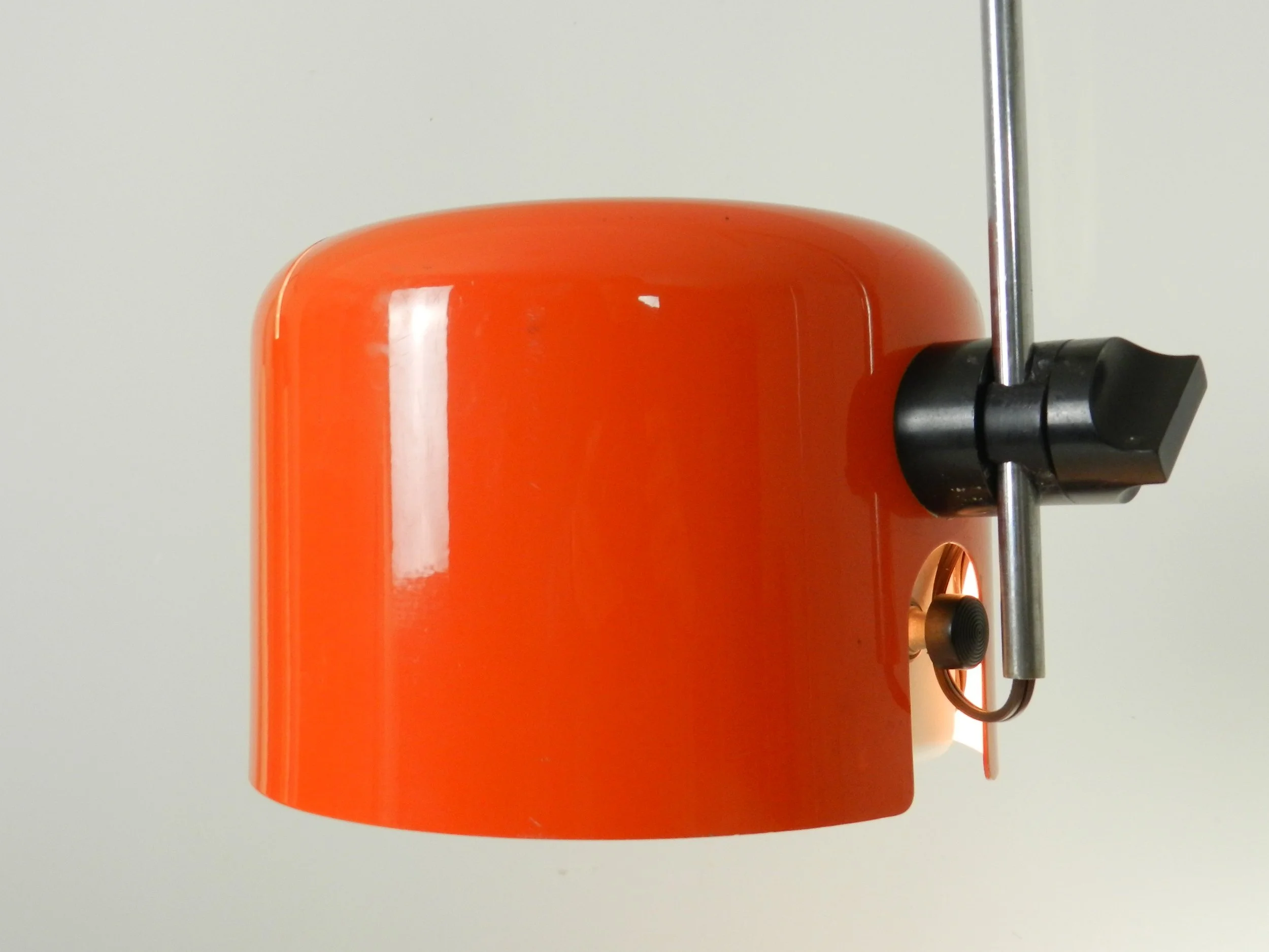 “Coupe” articulating clamp table lamp designed by Joe Colombo for Oluce.  Milano, Italy, 1960s.