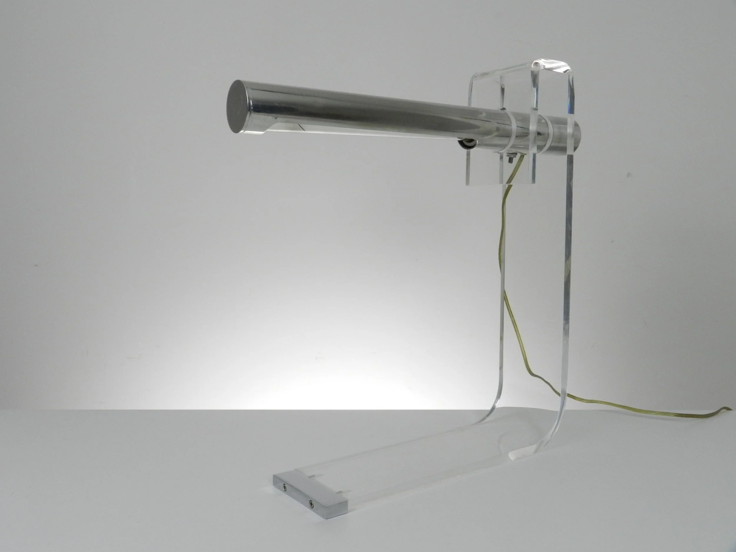 Large lucite and chrome desk lamp designed by Robert Sonneman.  USA, 1970s.