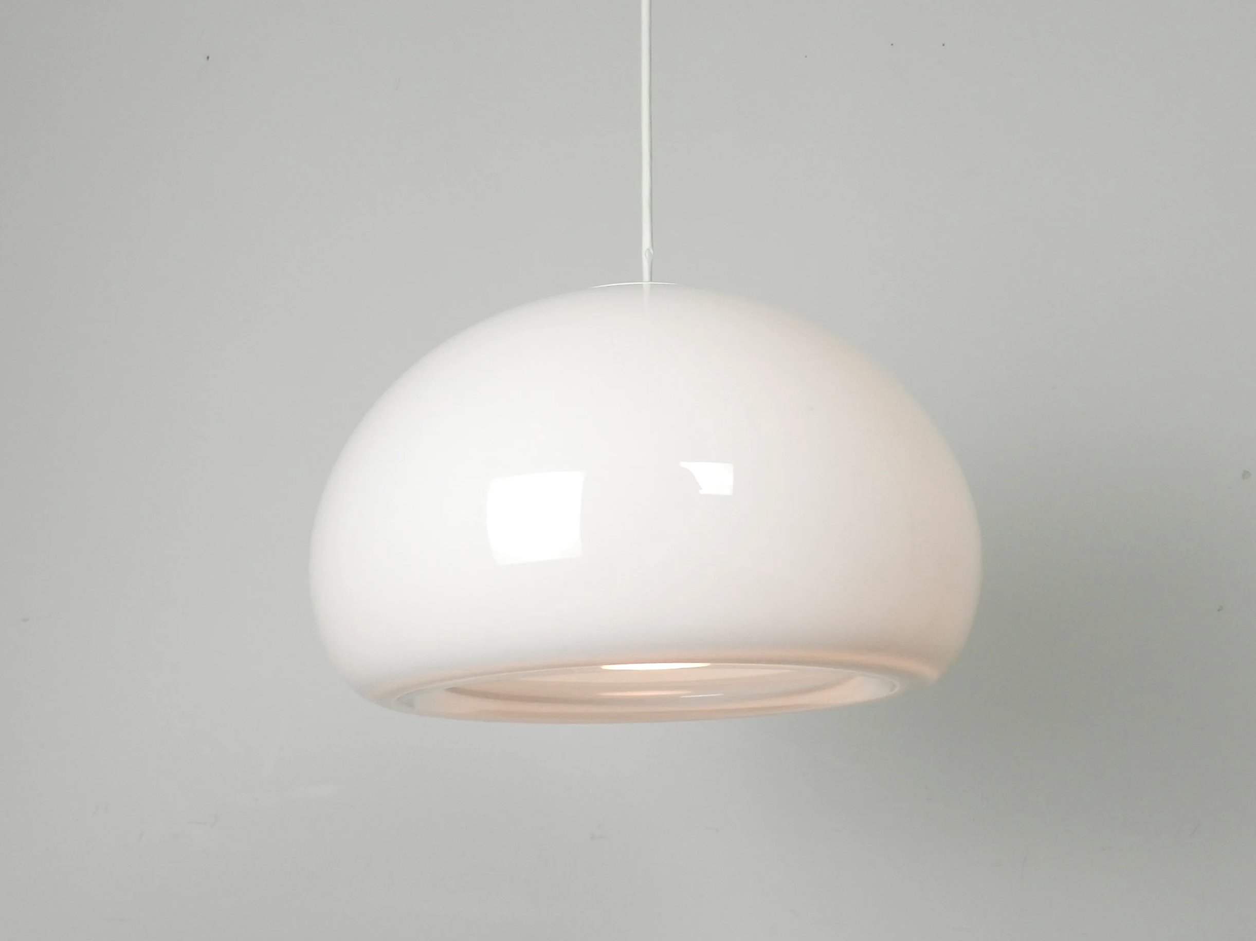 Glass “Sunset Mellem” pendant lamp designed by Per Lutken for Holmegaard.  Denmark, 1980s.