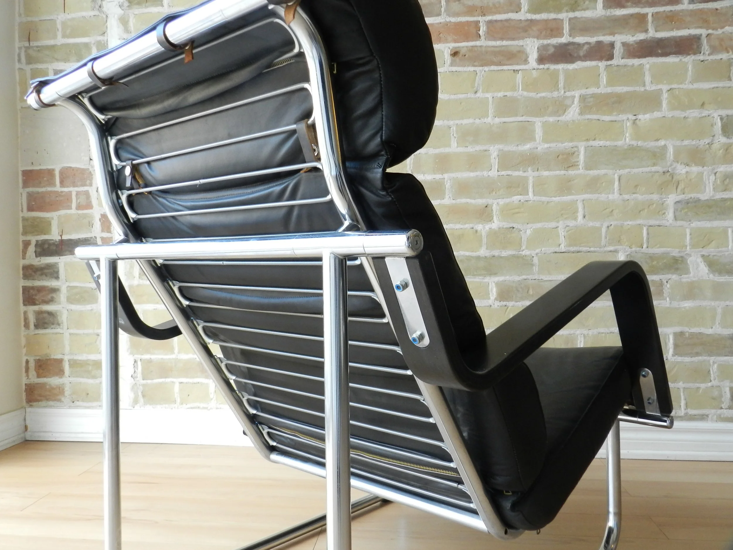 “Remmi” lounge chair and ottoman designed by Yrjo Kukkapuro for Avarte.  Finland, 1970s.