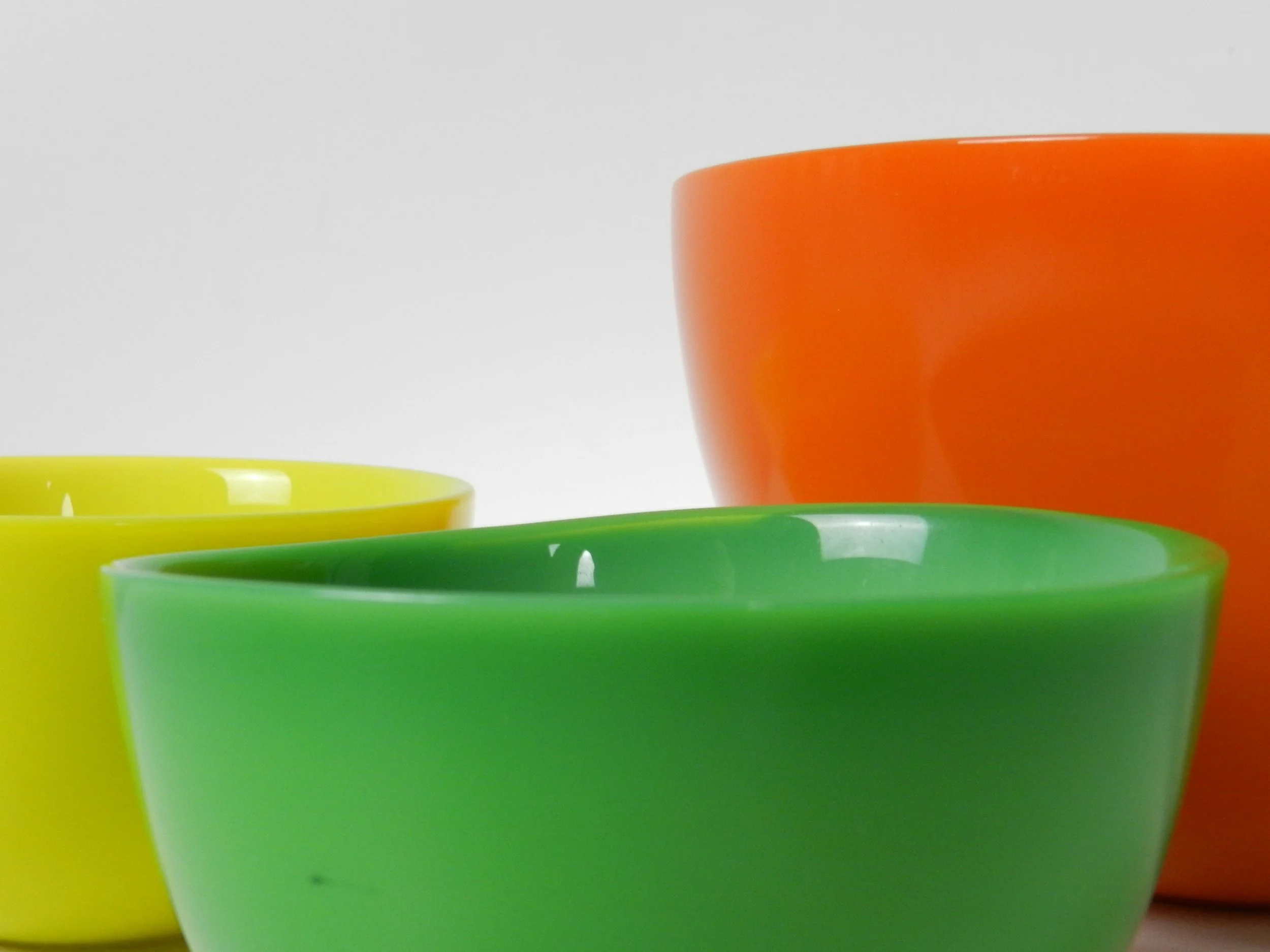 Set of 3 glass “Colora” bowls designed by Sven Palmqvist for Orrefors.  Sweden, 1960s.