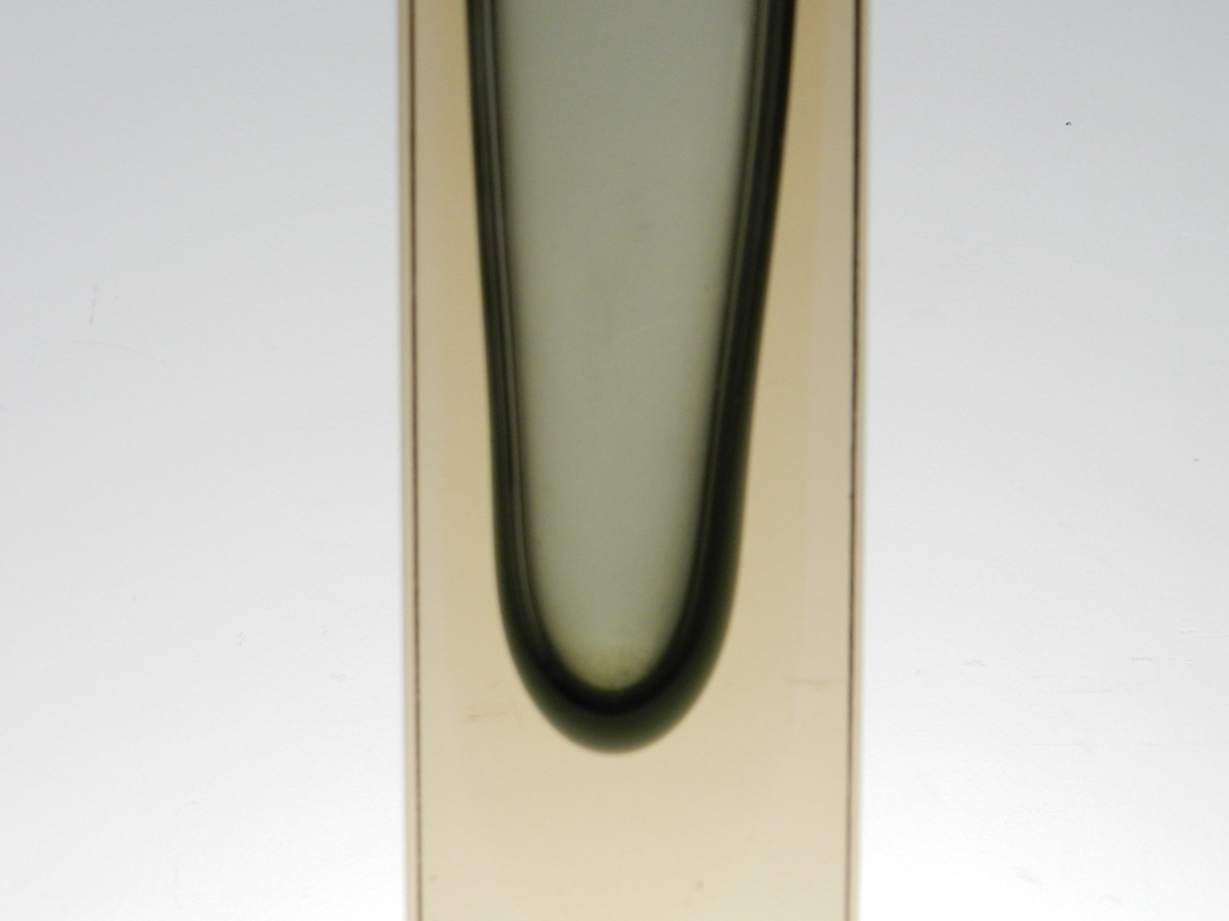 Murano glass Sommerso vase designed by Alessandro Mandruzzato.  Italy, 1970s.