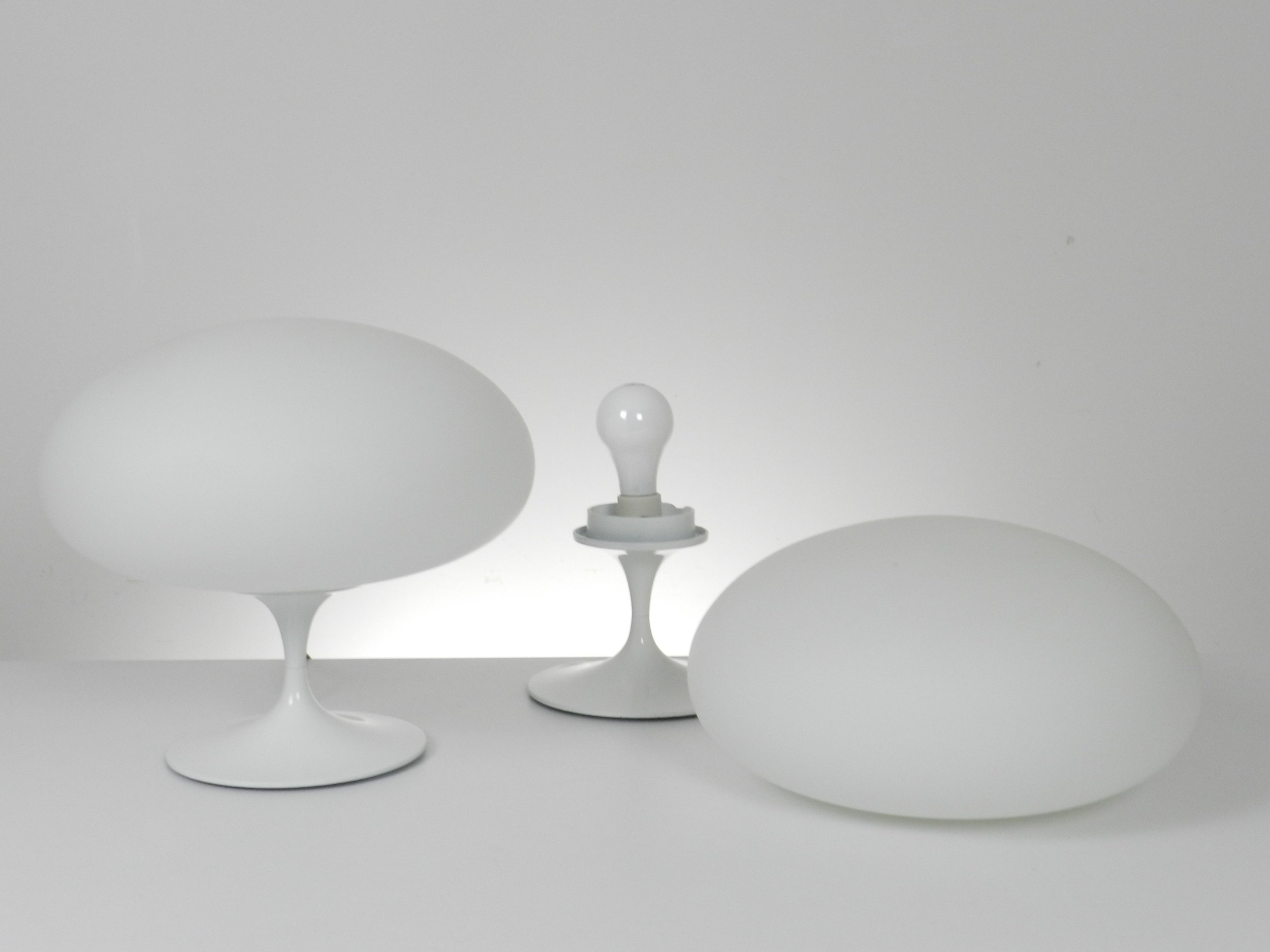 Pair of vintage mushroom lamp in cast metal with opaline glass shades by Laurel Lamp Co.  USA, 1960s.