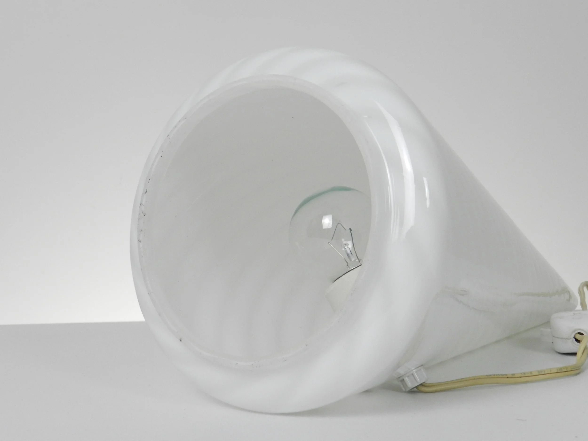 Tessuto Murano glass table lamp by Vetri.  Italy, 1970s.