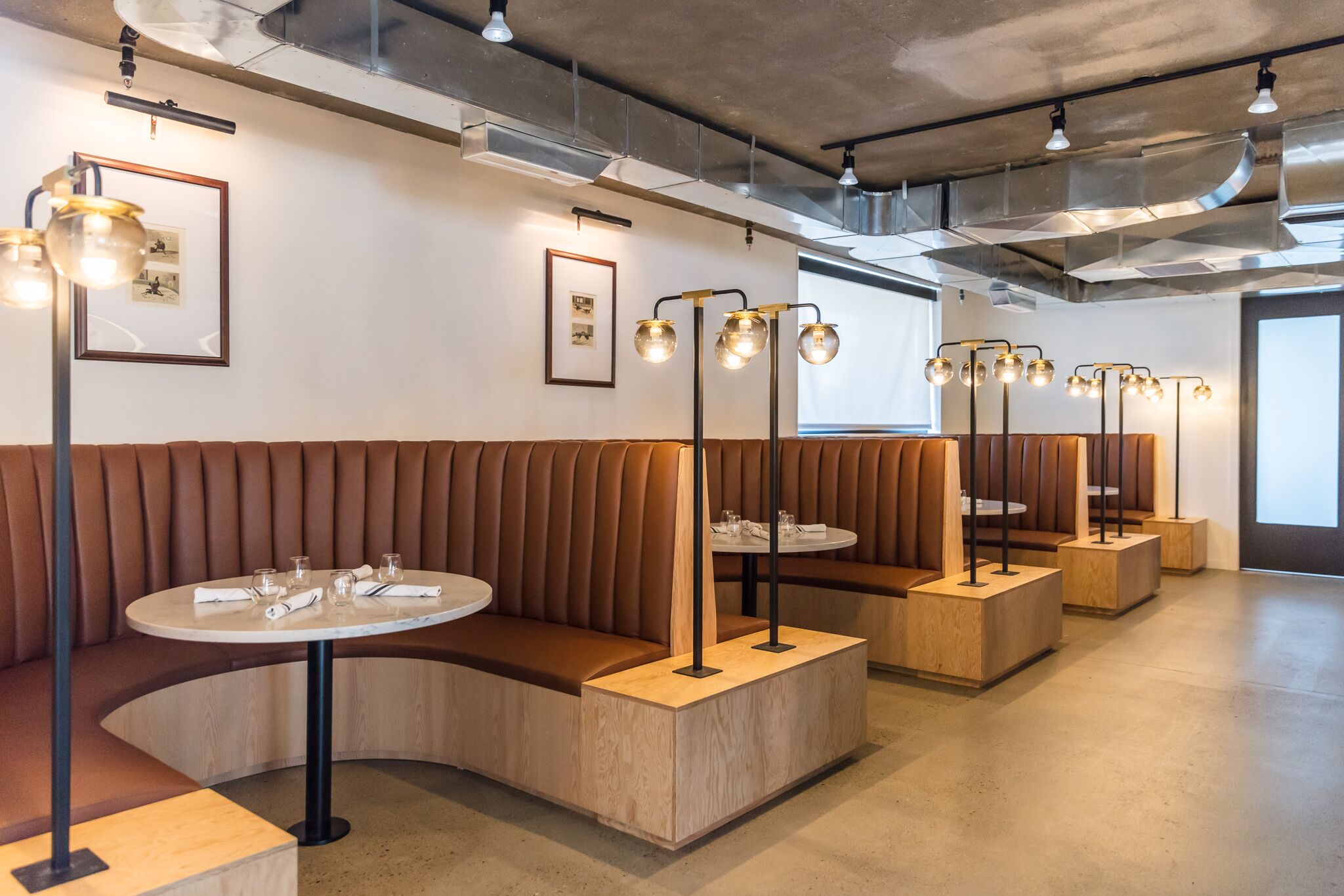 PT6 Banquette Lights