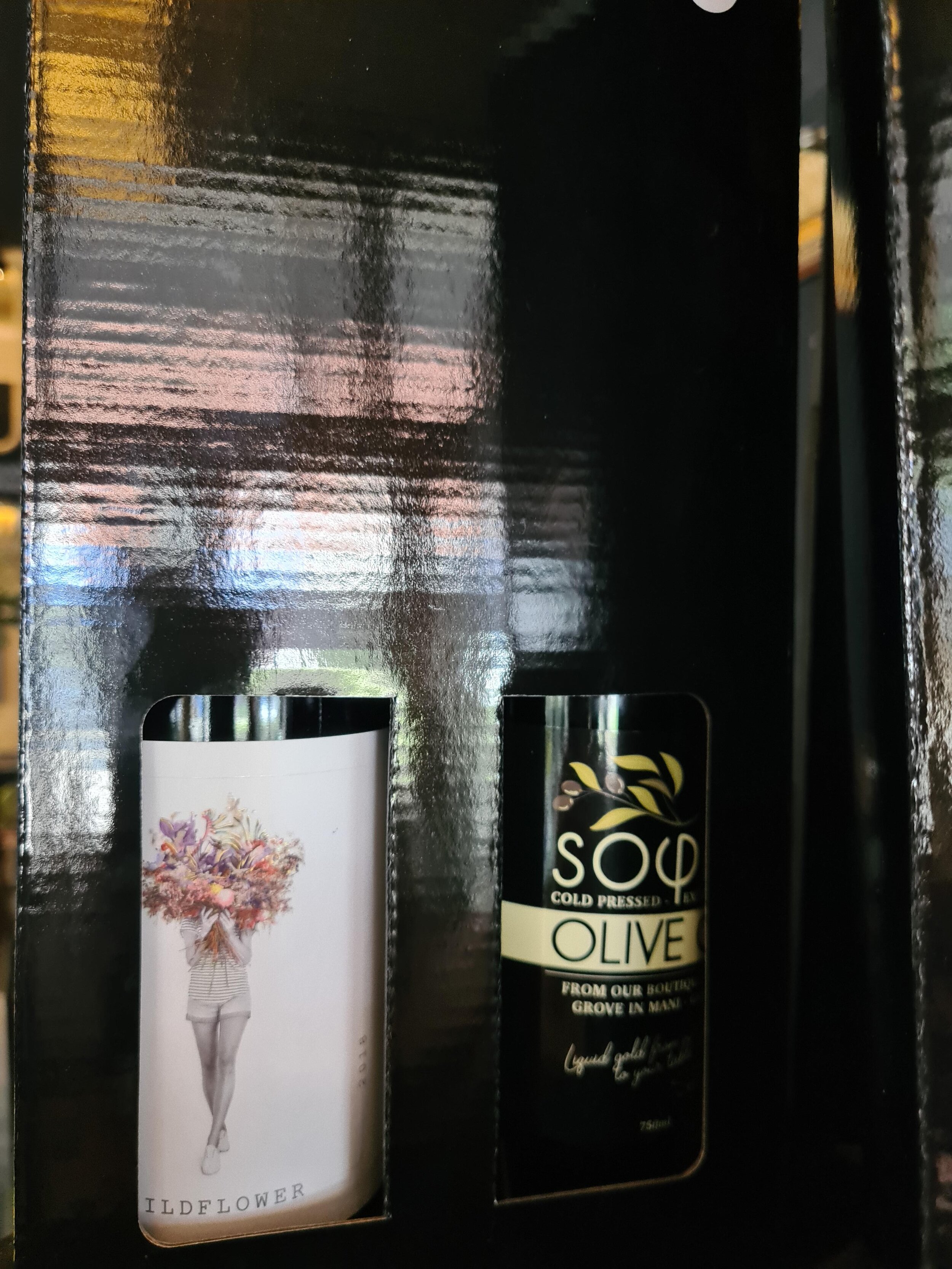 Sofia's Cold Pressed Olive Oil &amp; Wildflower Shiraz