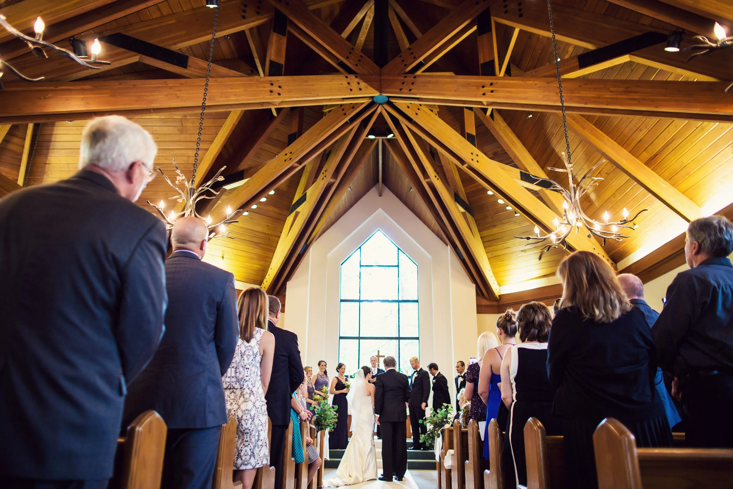 How to Guarantee Amazing Music At Your Wedding